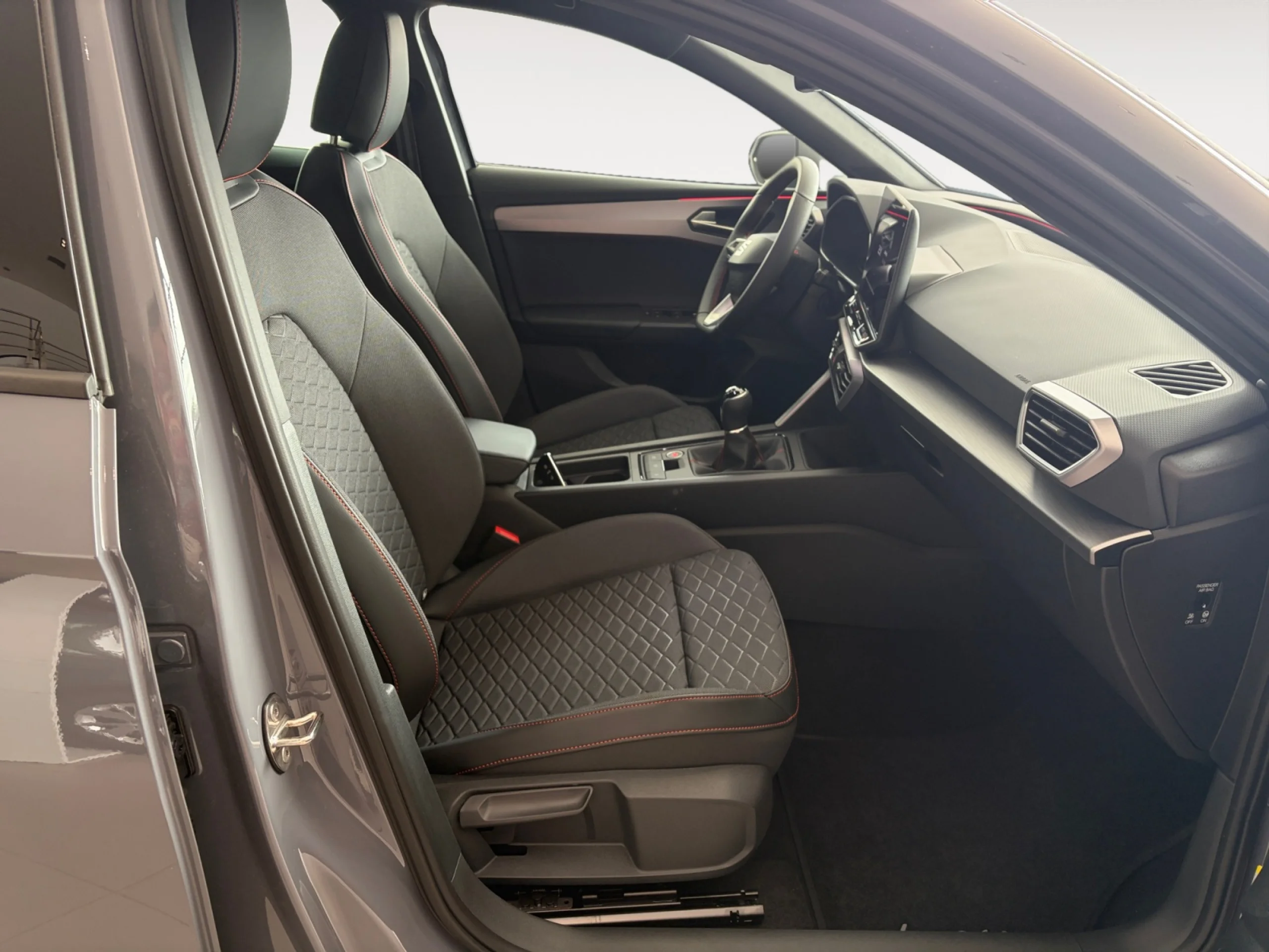 SEAT LEON SP 1.5 TSI 110KW FR SPECIAL EDITION - Foto 5