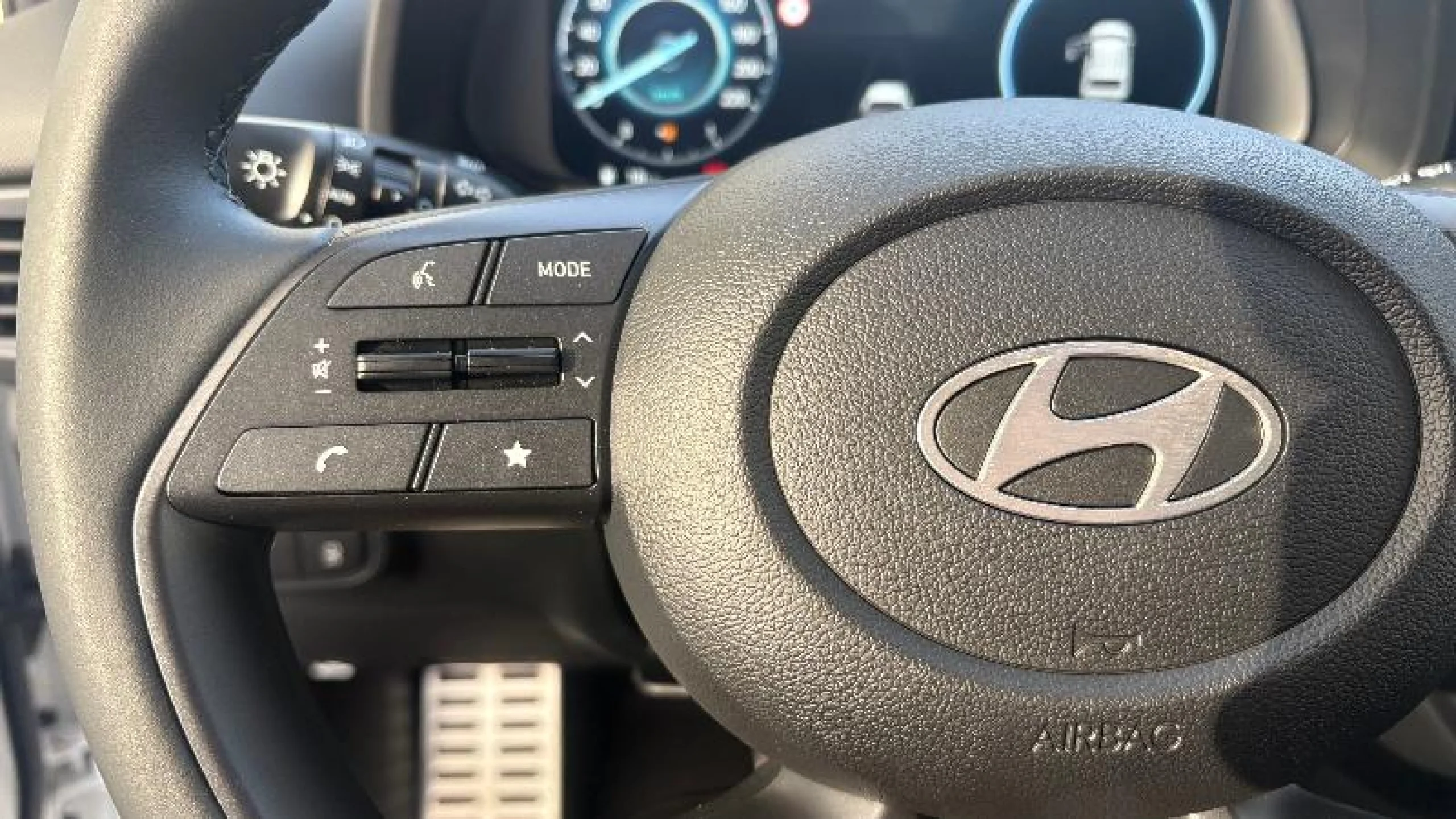 HYUNDAI BAYON 1.0 TGDI 74KW (100CV) 48V MAXX DCT - Foto 20