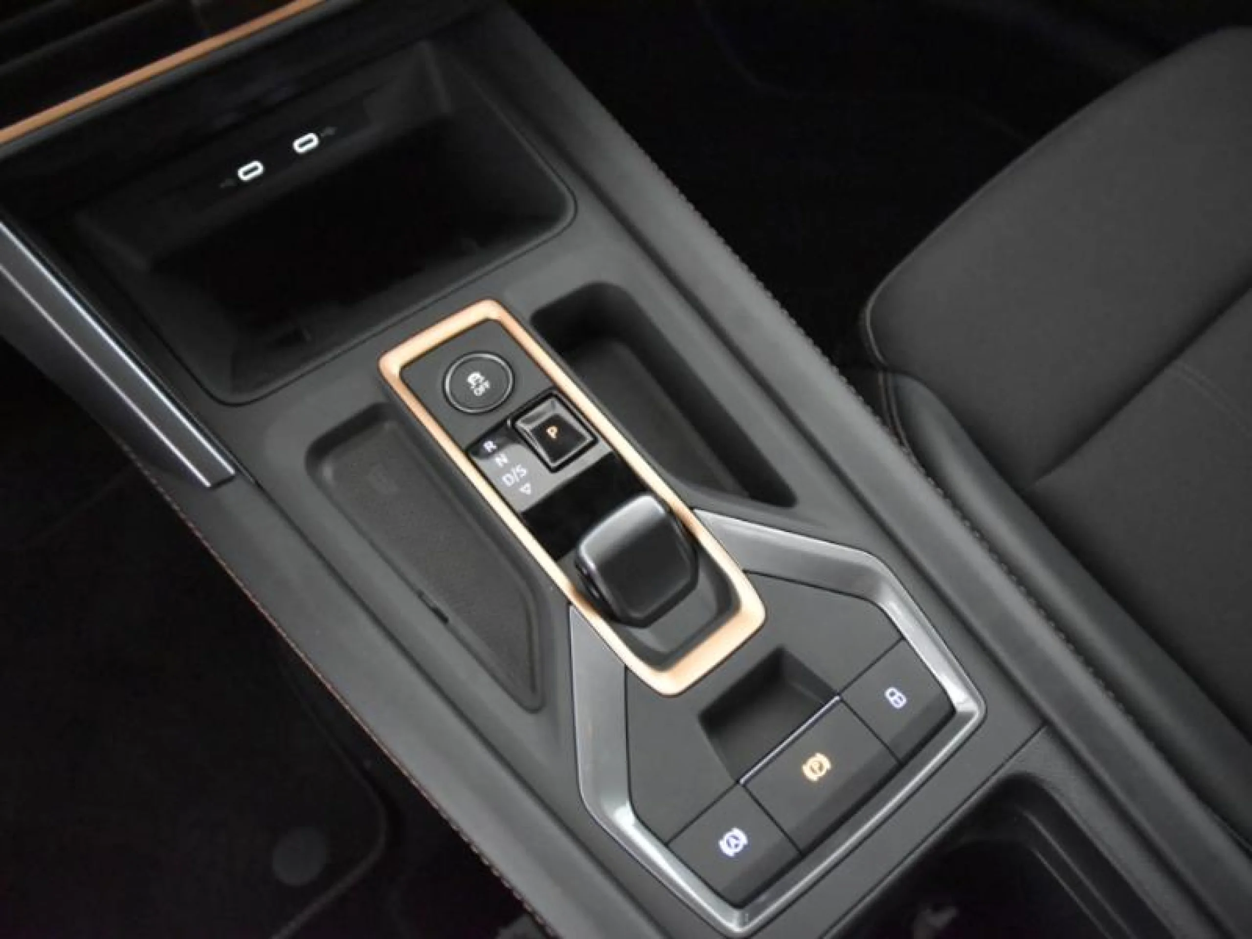 CUPRA LEON 1.5 TSI E HYBRID 150W (204CV) DSG - Foto 10