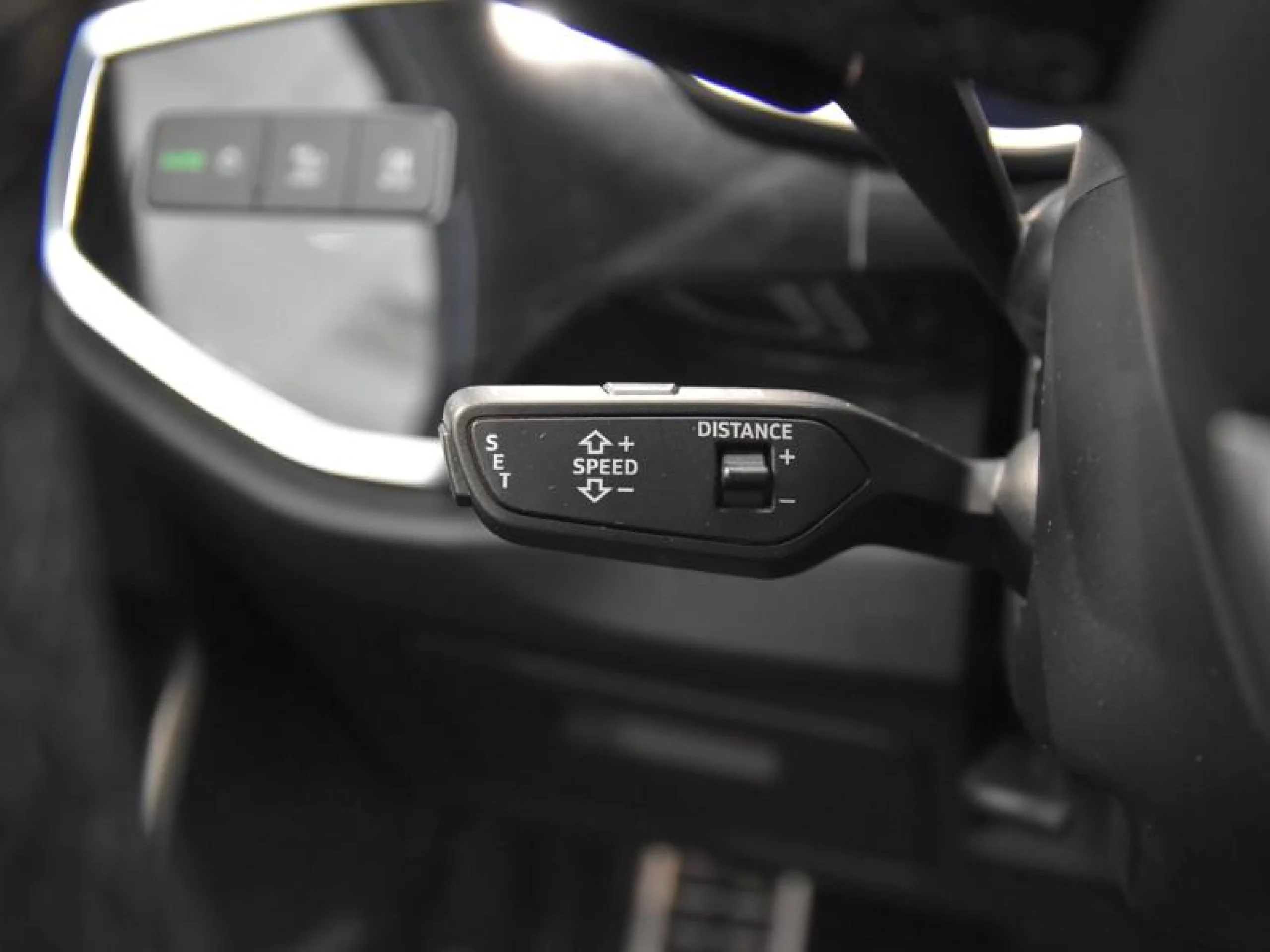 AUDI Q3 BLACK LINE 35 TDI 110KW (150CV) S TRONIC - Foto 18