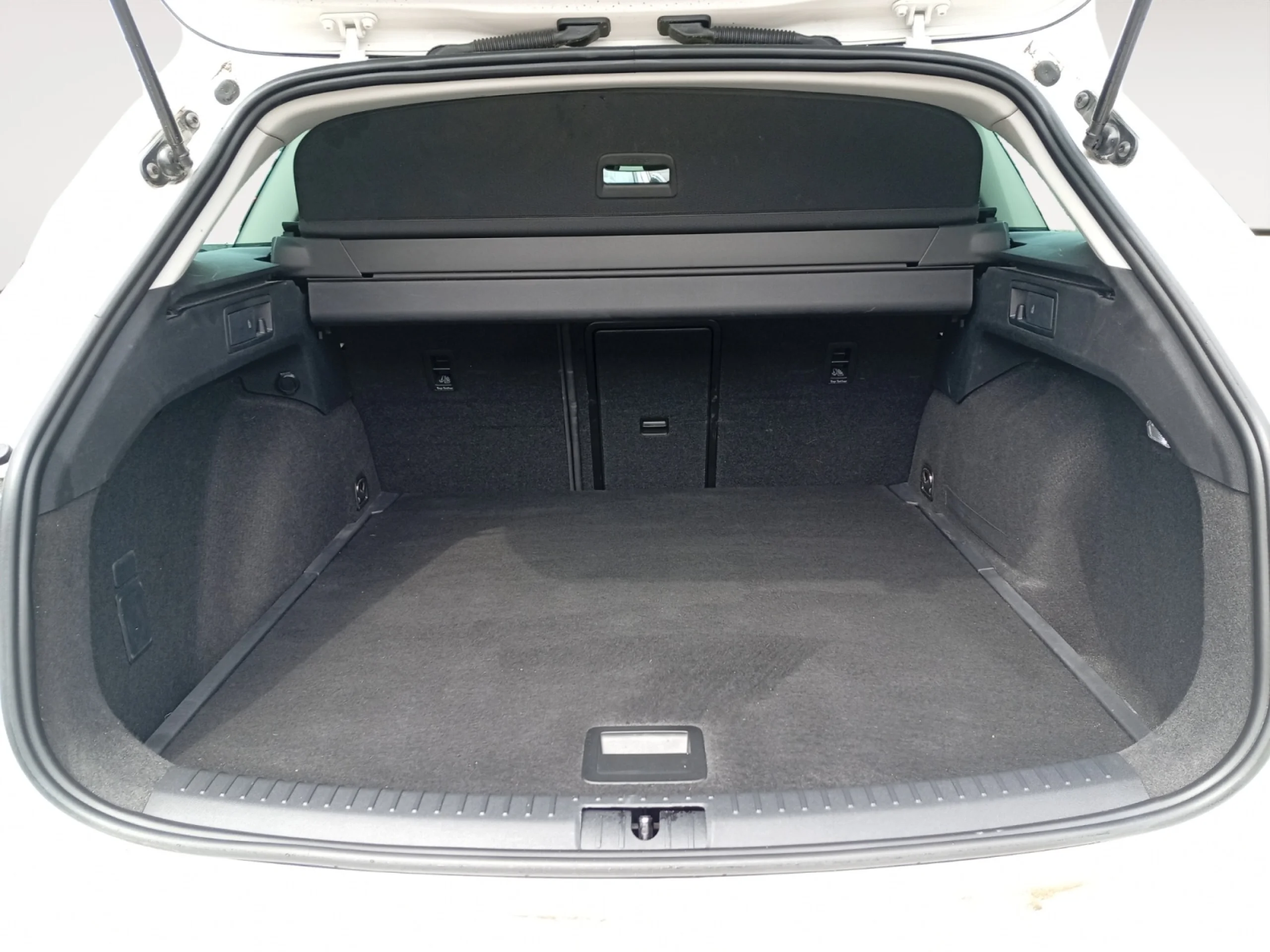 SEAT LEON SP 2.0 TDI 85KW STYLE - Foto 7