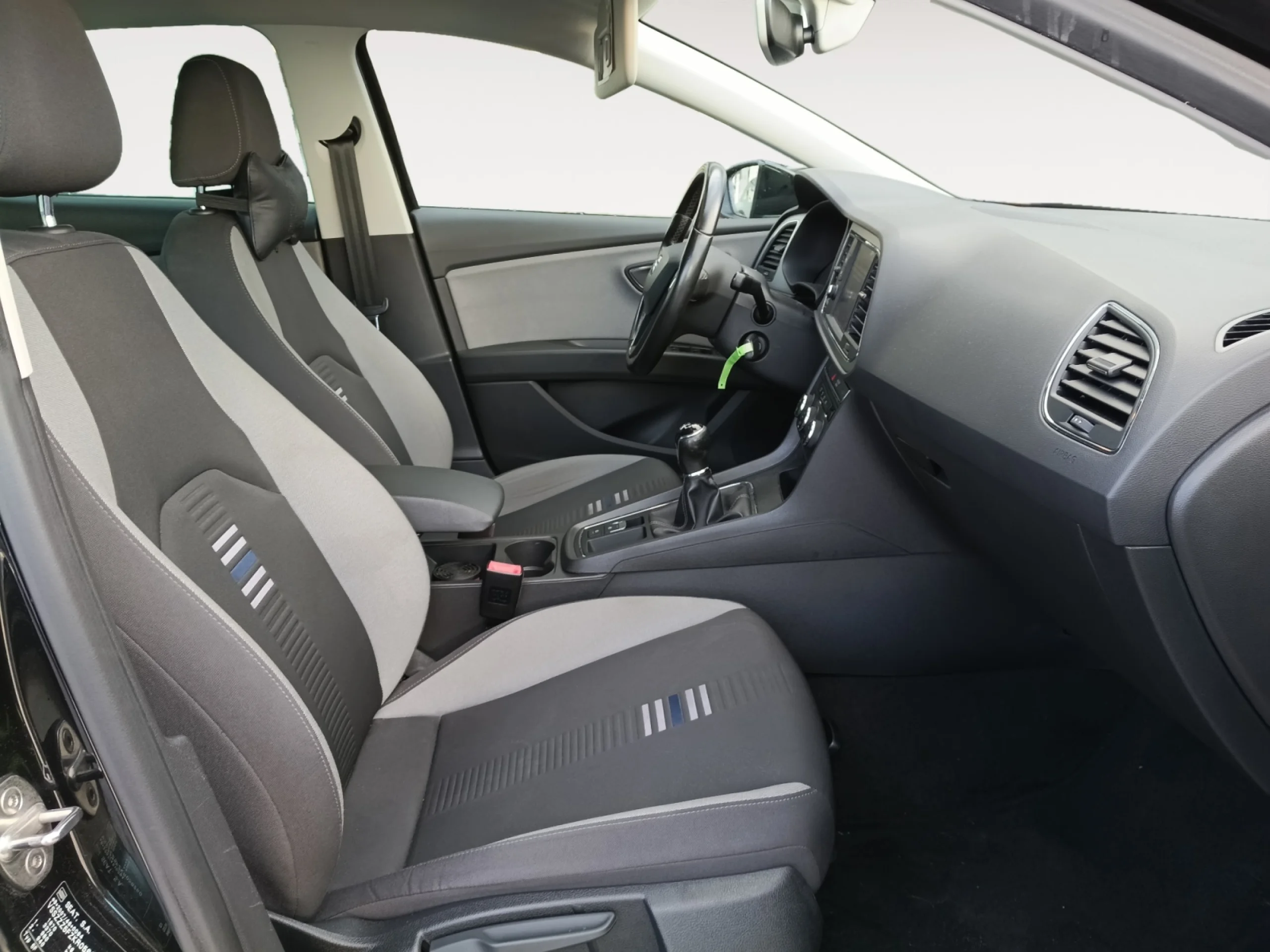 SEAT LEON 1.6 TDI 85KW (115CV) S&S STYLE VISIO ED - Foto 5