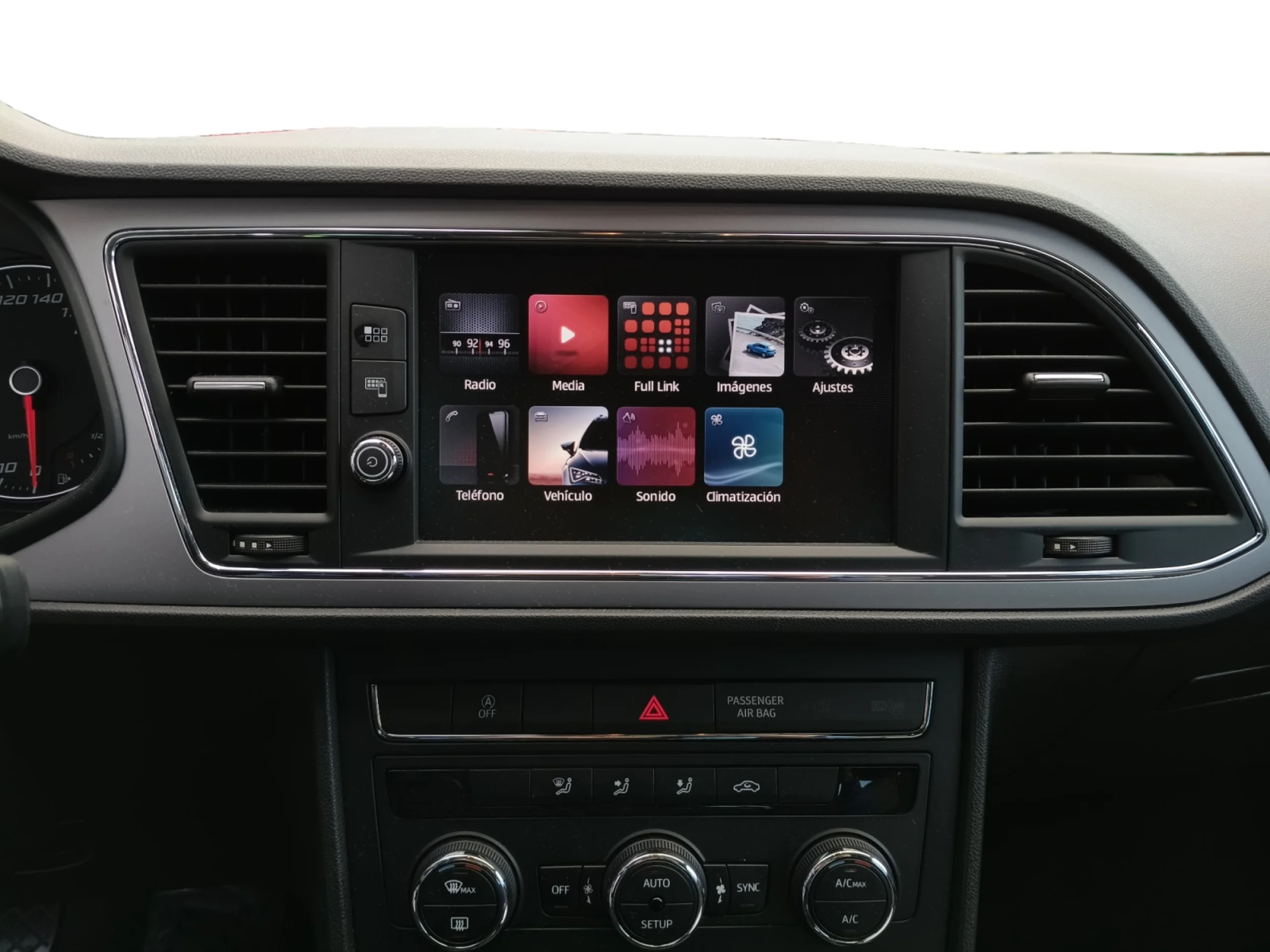 SEAT LEON 1.6 TDI 85KW (115CV) S&S STYLE VISIO ED - Foto 9