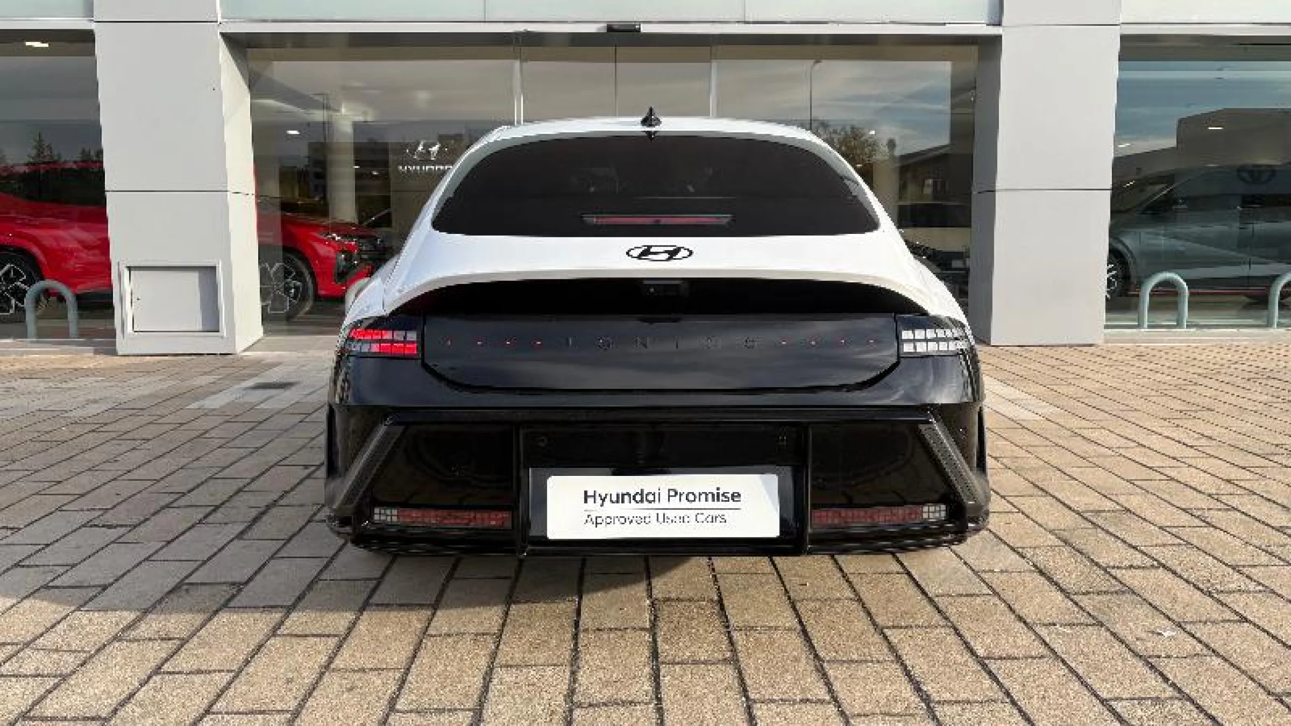 HYUNDAI Ioniq 6 239KW (325CV) 84KWH AWD N LINE - Foto 8