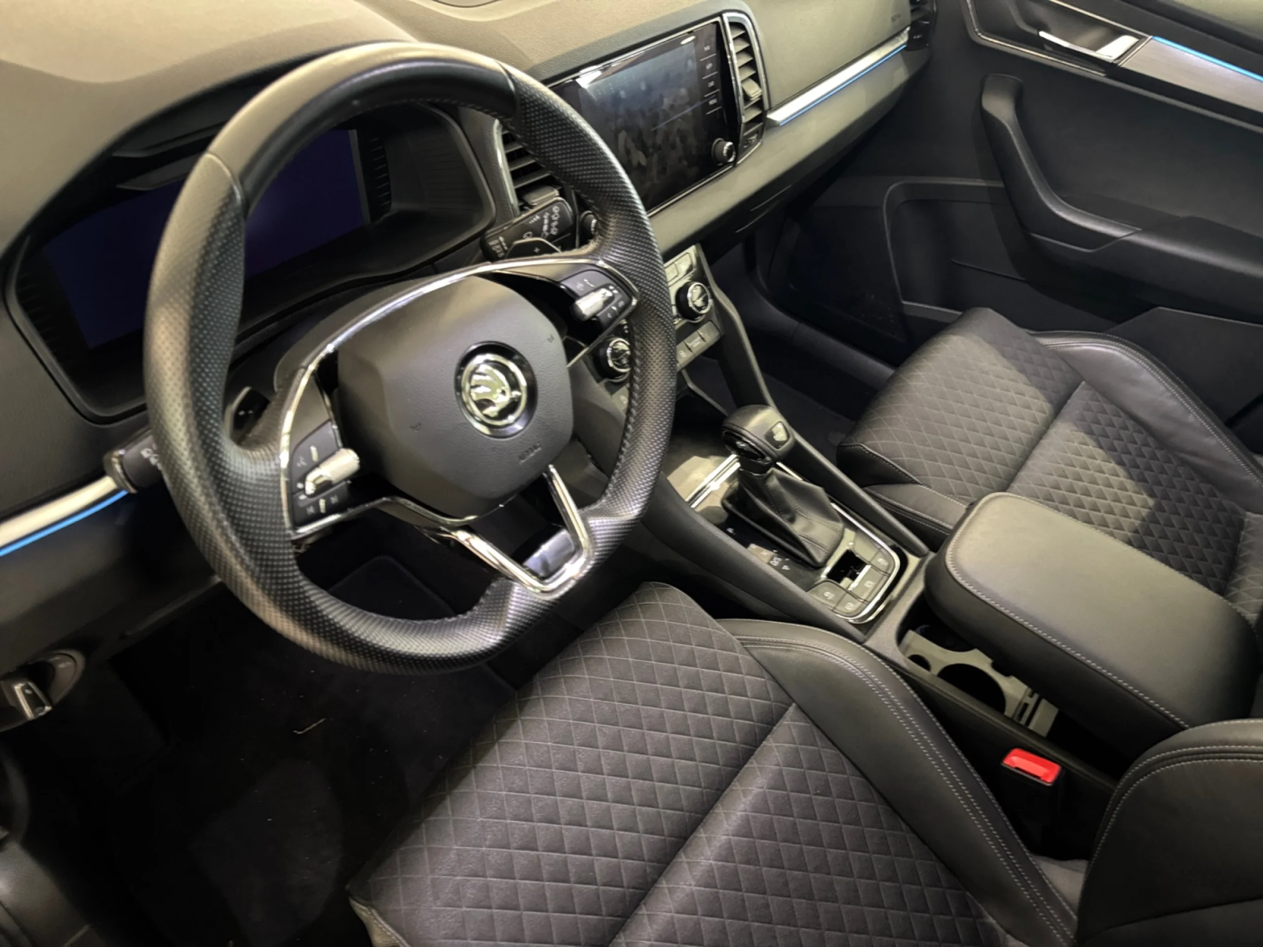 SKODA KAROQ 1.5 TSI 110KW (150CV) DSG ACT STYLE - Foto 9