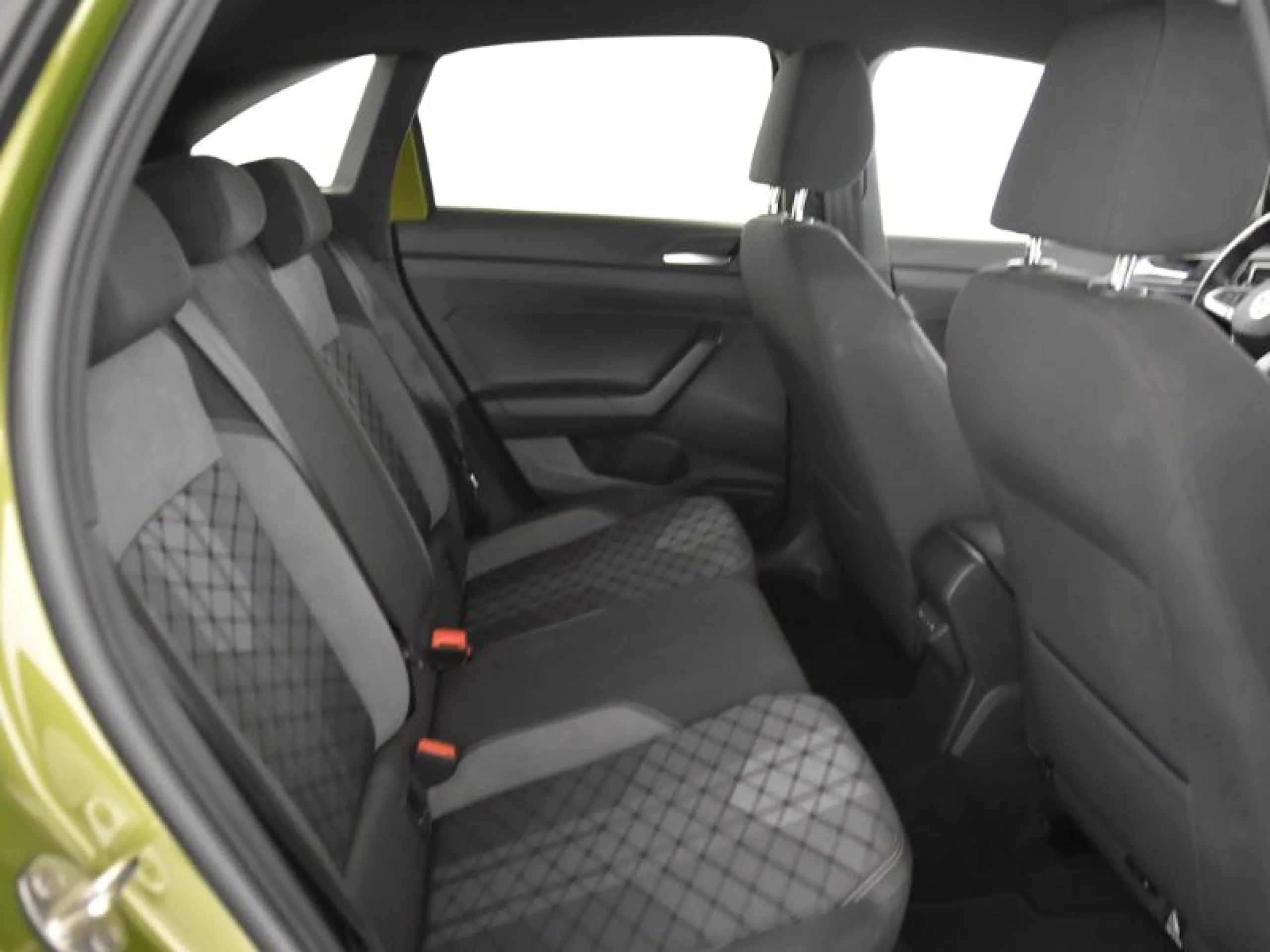 VOLKSWAGEN TAIGO R LINE 1.0 TSI 81KW (110CV) - Foto 6
