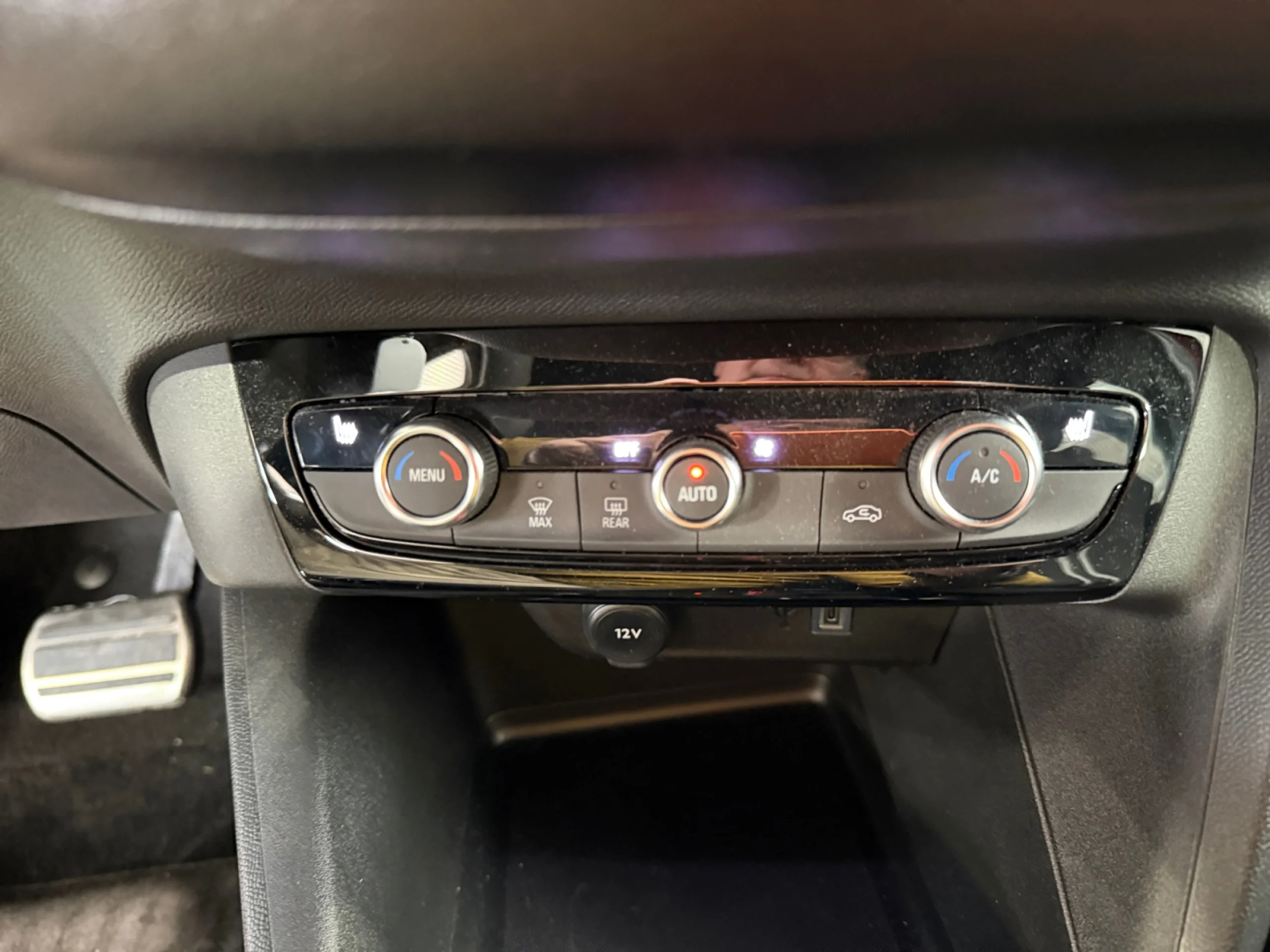 OPEL CORSA 1.2T XHLHYBRID 74KW GS EDCT - Foto 15