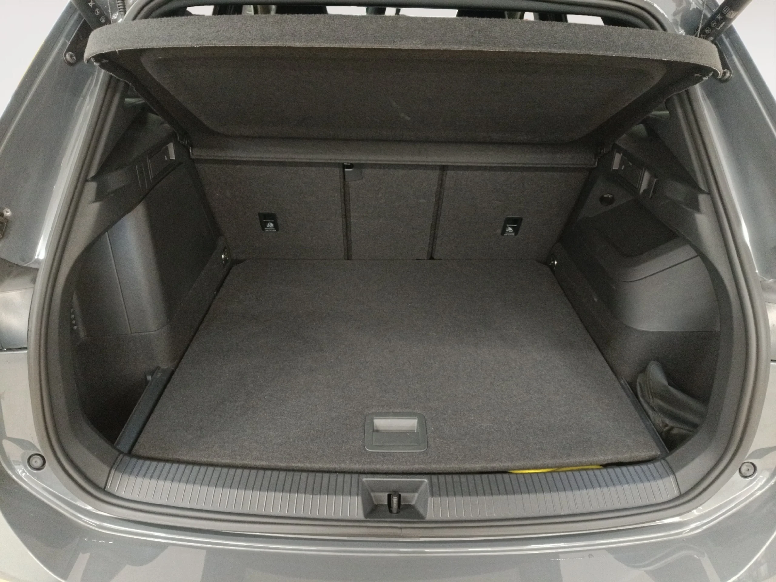 VOLKSWAGEN TIGUAN TIGUAN R LINE 1.5 TSI EHYBRID 110 KW (150 CV) / 85 KW (115 CV)  AUTOM TICO DSG 6 VEL. - Foto 7