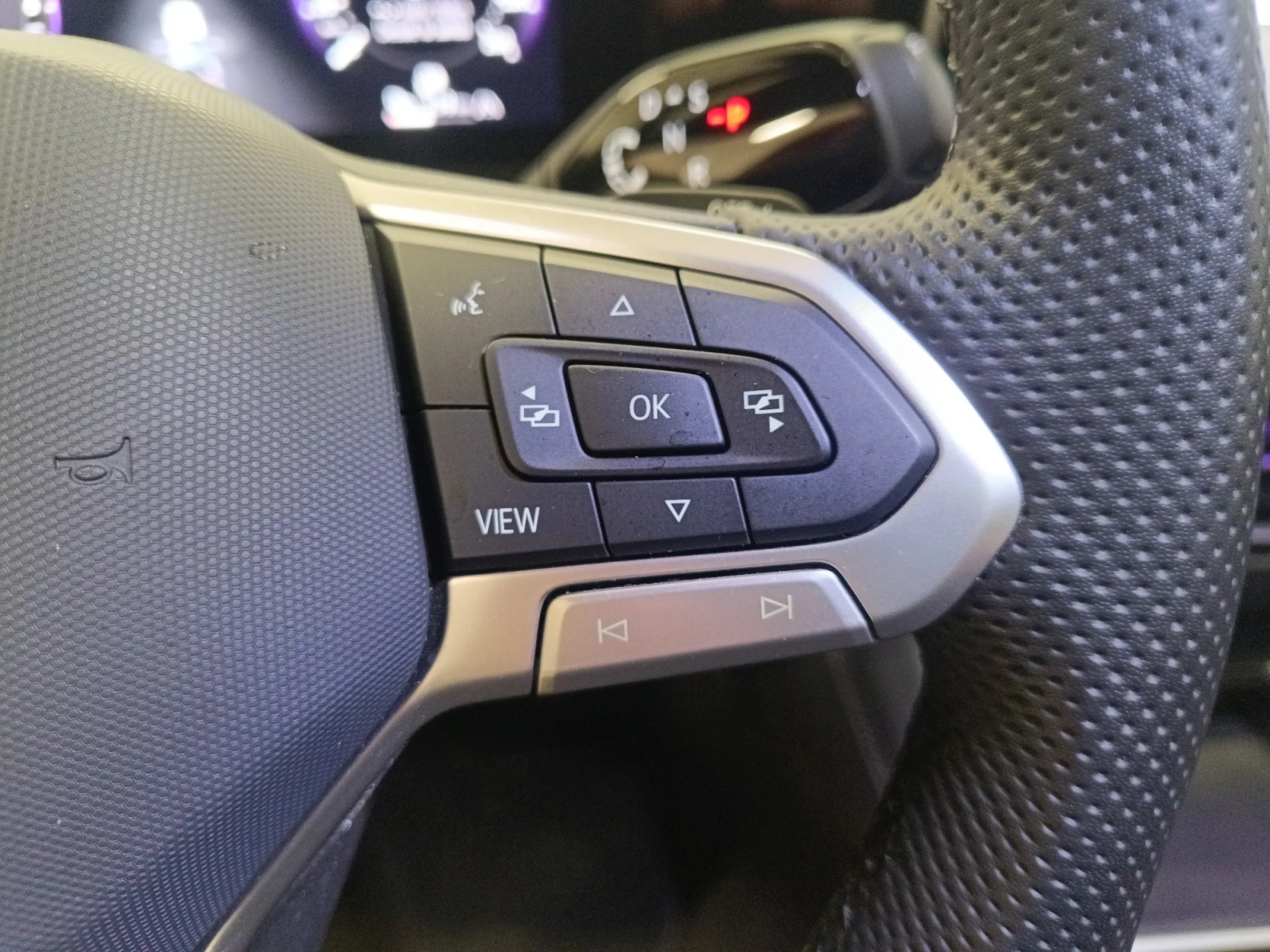 VOLKSWAGEN TIGUAN TIGUAN R LINE 1.5 TSI EHYBRID 110 KW (150 CV) / 85 KW (115 CV)  AUTOM TICO DSG 6 VEL. - Foto 10