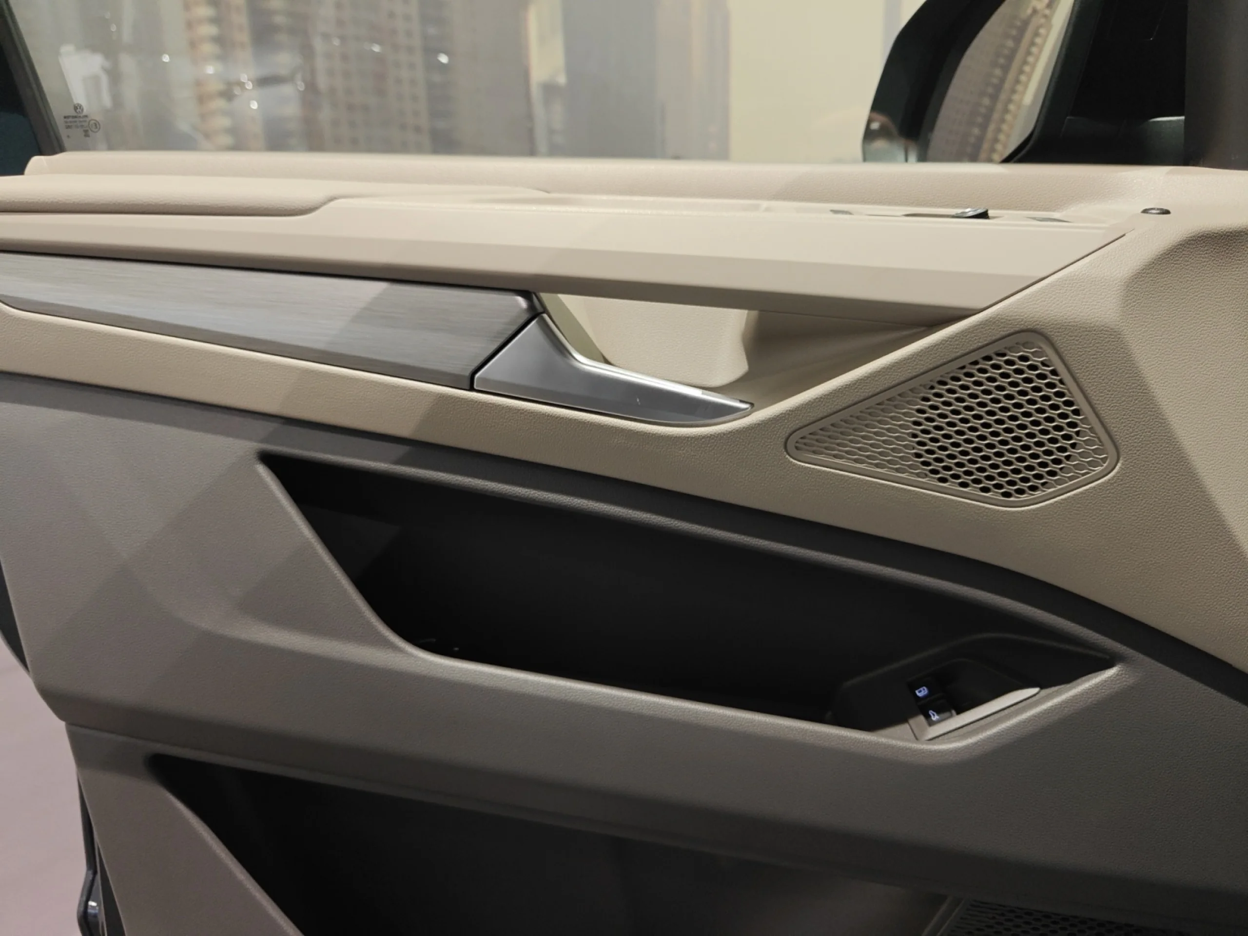 VOLKSWAGEN Multivan LIFE 1.5 EHYBRID 130 KW DSG 4M B.CORTA - Foto 13