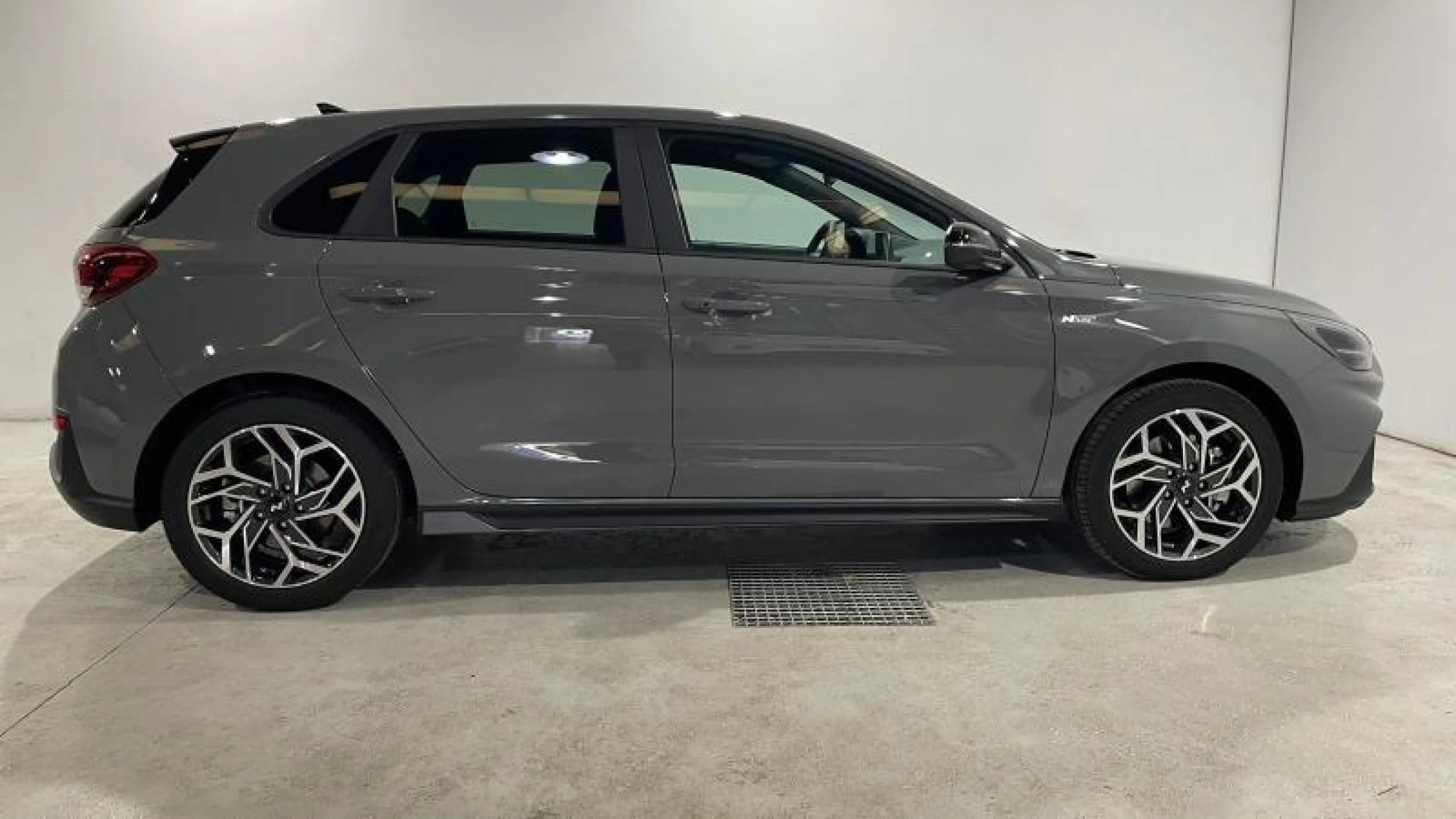 HYUNDAI I30 1.0 TGDI N LINE SE - Foto 7