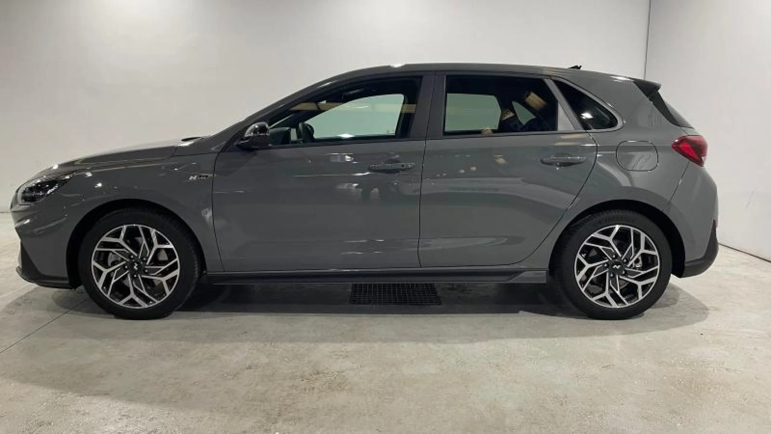 HYUNDAI I30 1.0 TGDI N LINE SE - Foto 11