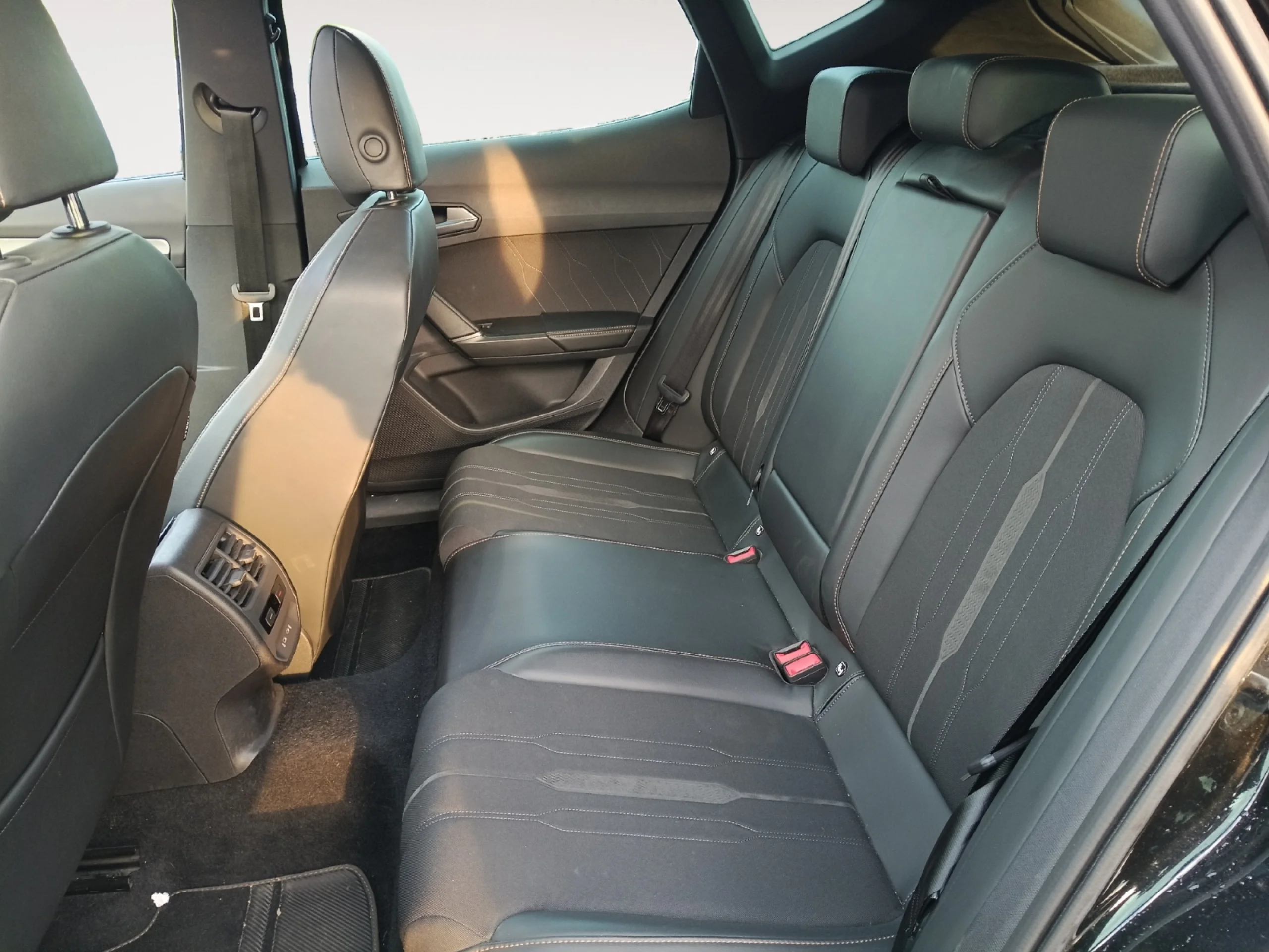 CUPRA FORMENTOR 1.5 TSI 110KW (150 CV) - Foto 6