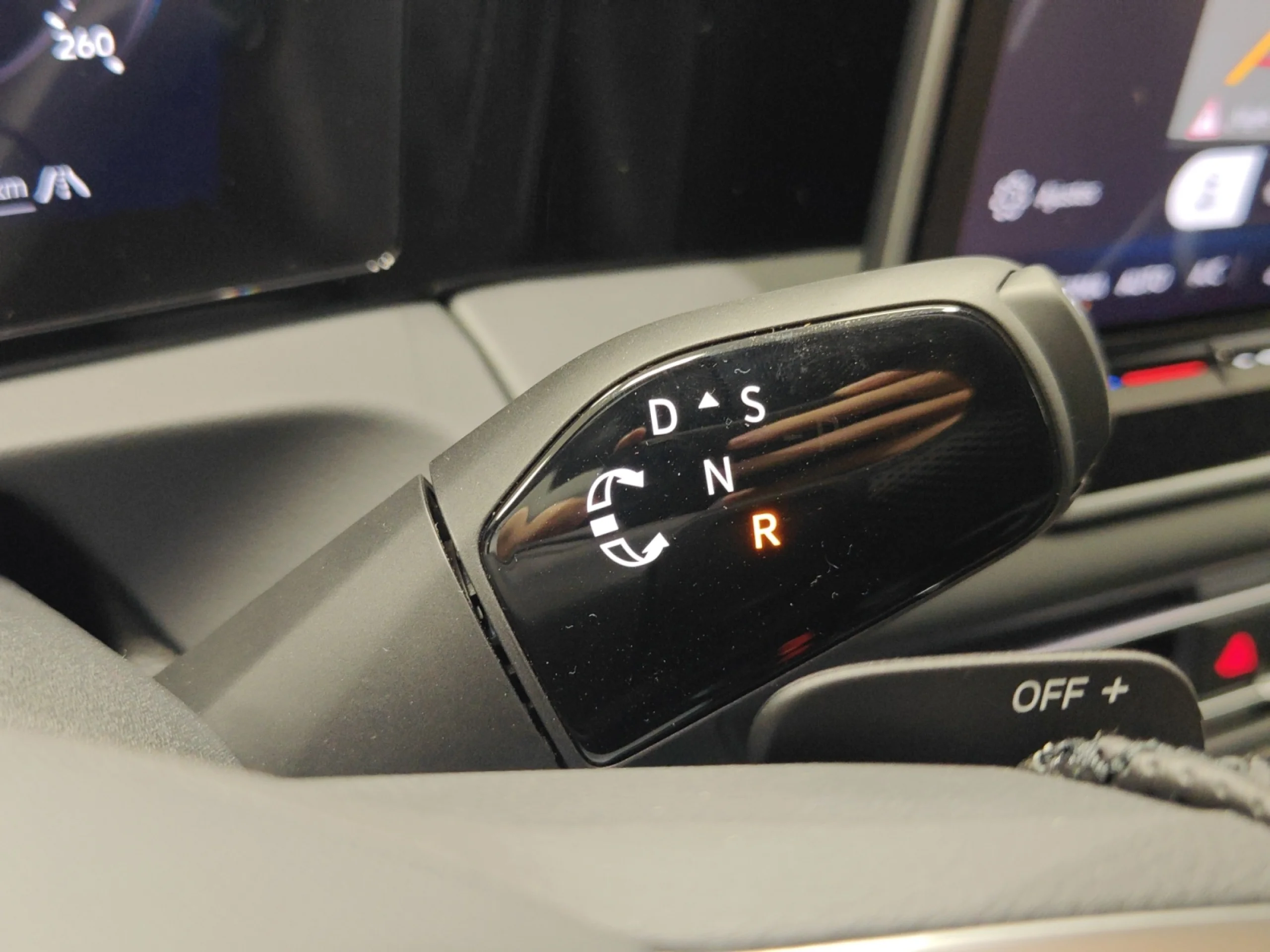 VOLKSWAGEN TIGUAN R LINE 1.5 TSI EHYBRID 150KW (204CV) DSG - Foto 17