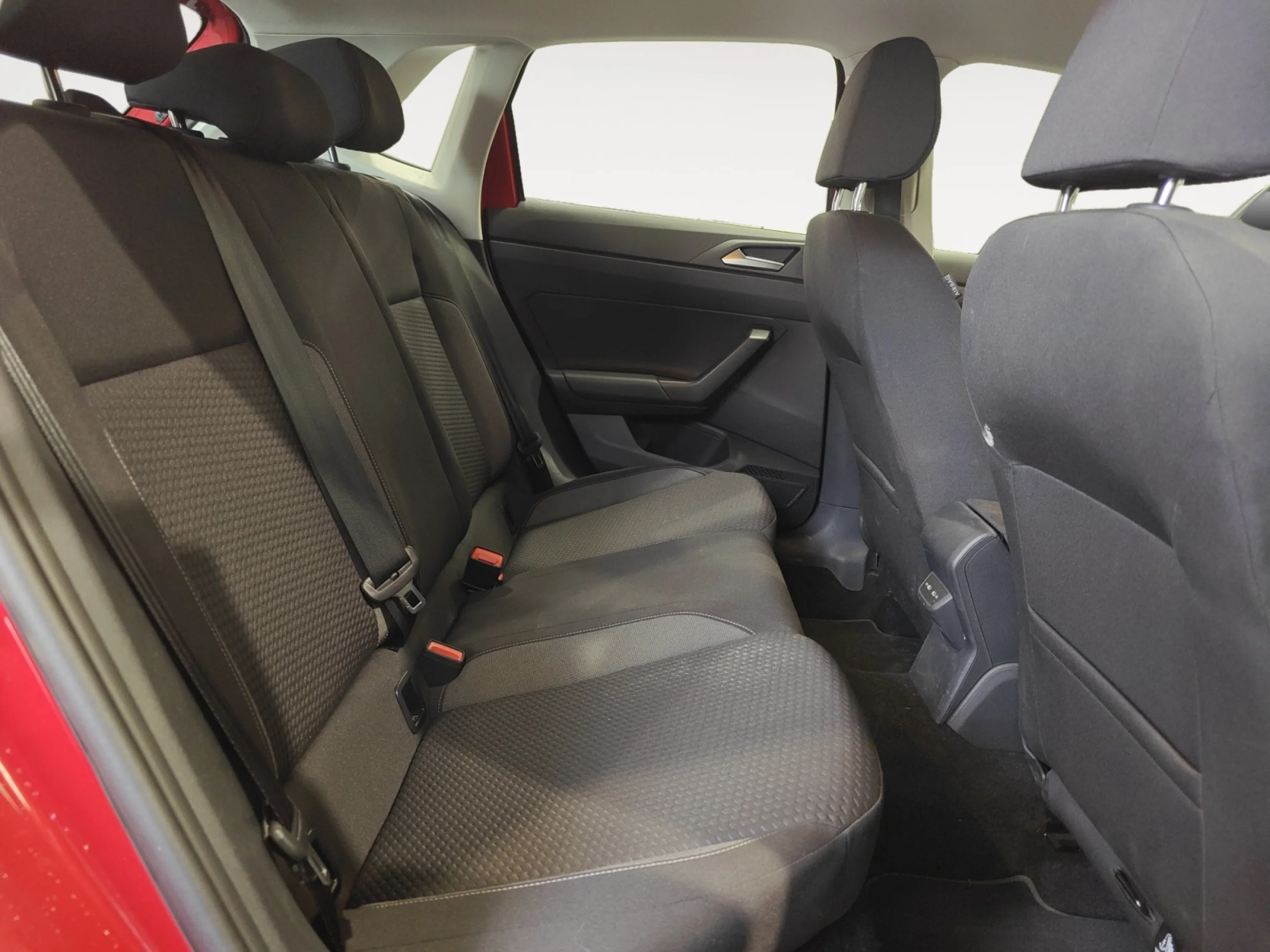 VOLKSWAGEN POLO LIFE 1.0 TSI 70KW (95CV) - Foto 6
