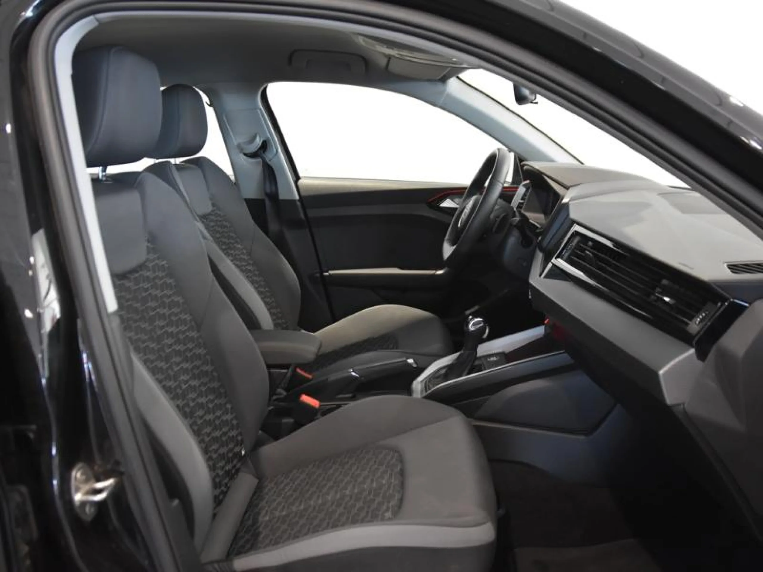 AUDI A1 SPORTBACK ADRENALIN 30 TFSI 85KW S TRON - Foto 6
