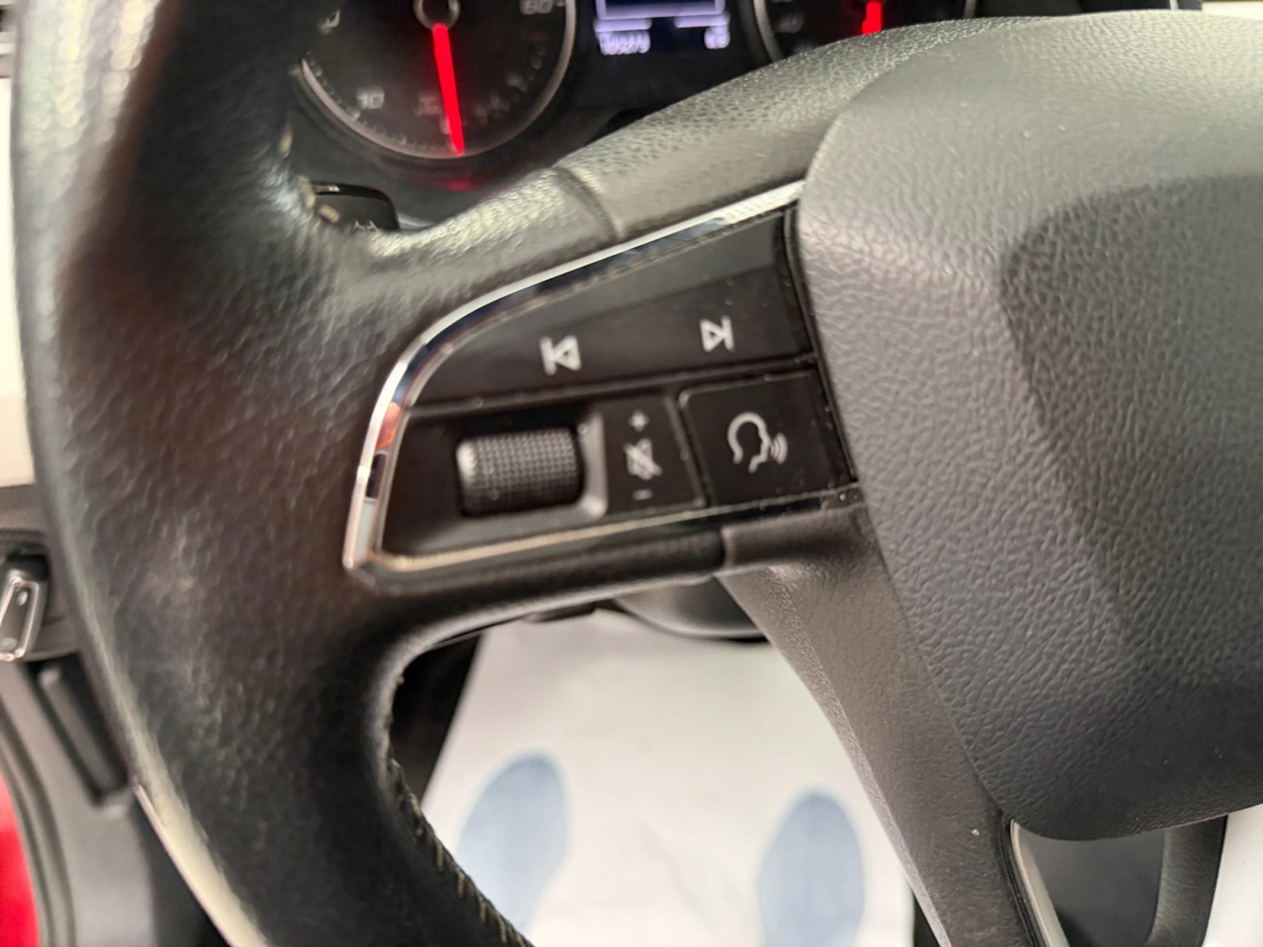 SEAT ARONA 1.6 TDI 85KW (115CV) XCELLENCE ECOMOTIVE - Foto 9