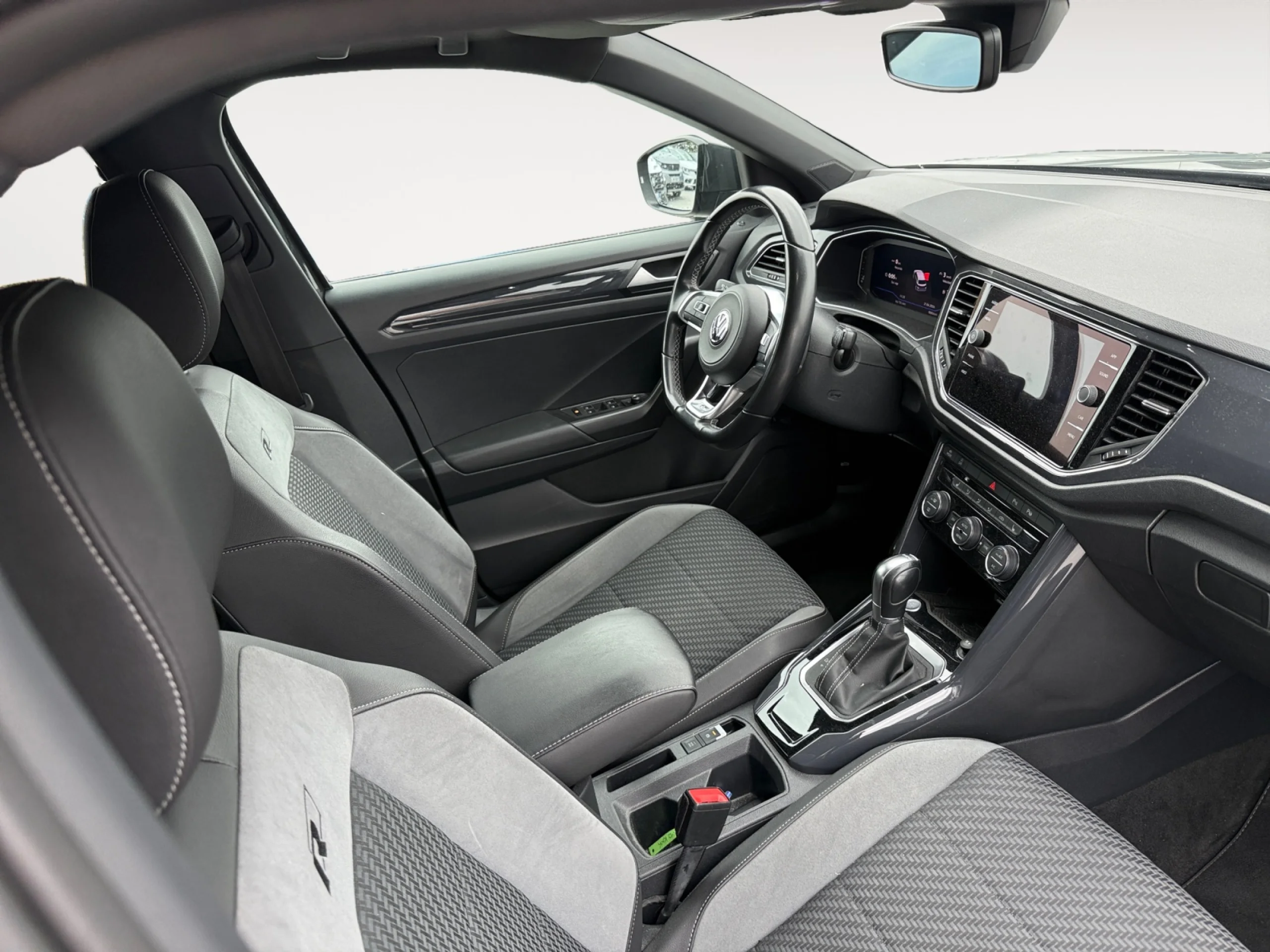 VOLKSWAGEN T ROC SPORT 1.5 TSI 110KW (150CV) DSG - Foto 5