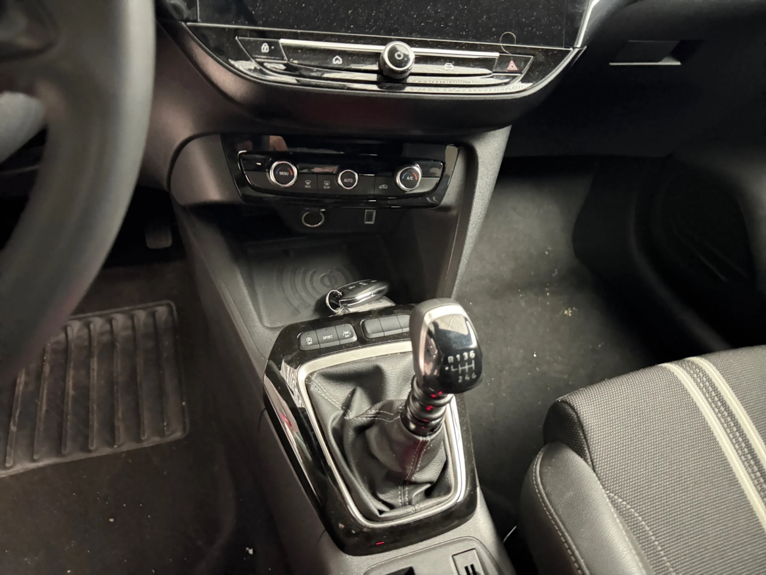 OPEL CORSA 1.2T XHL 74KW (100CV) GS - Foto 20