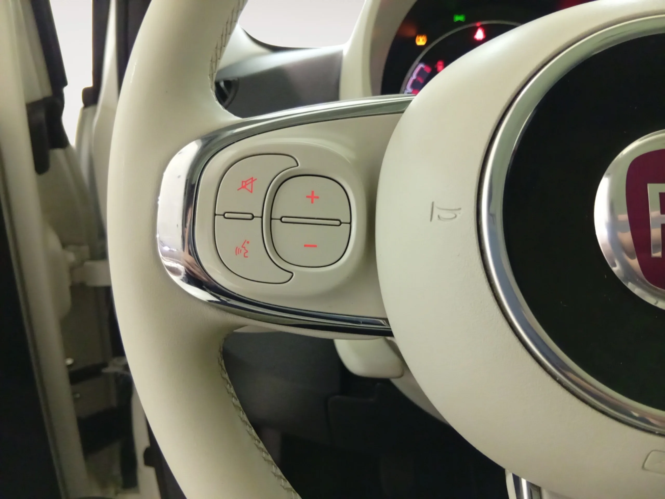 FIAT 500 DOLCEVITA 1.0 HYBRID 51KW (70 CV) - Foto 11