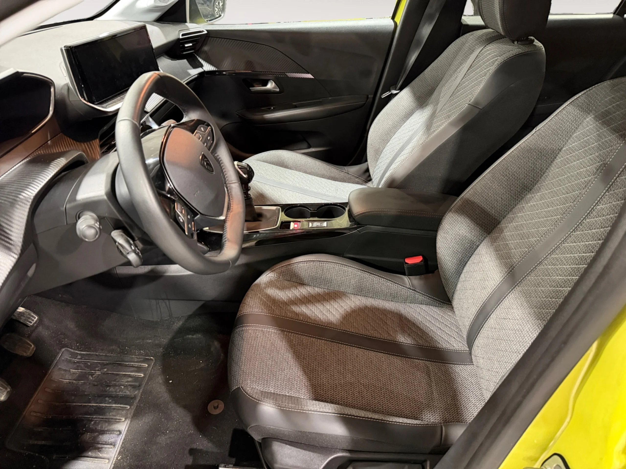 PEUGEOT 208 ALLURE GASOLINA 100 S&S 6 VEL. MAN - Foto 23