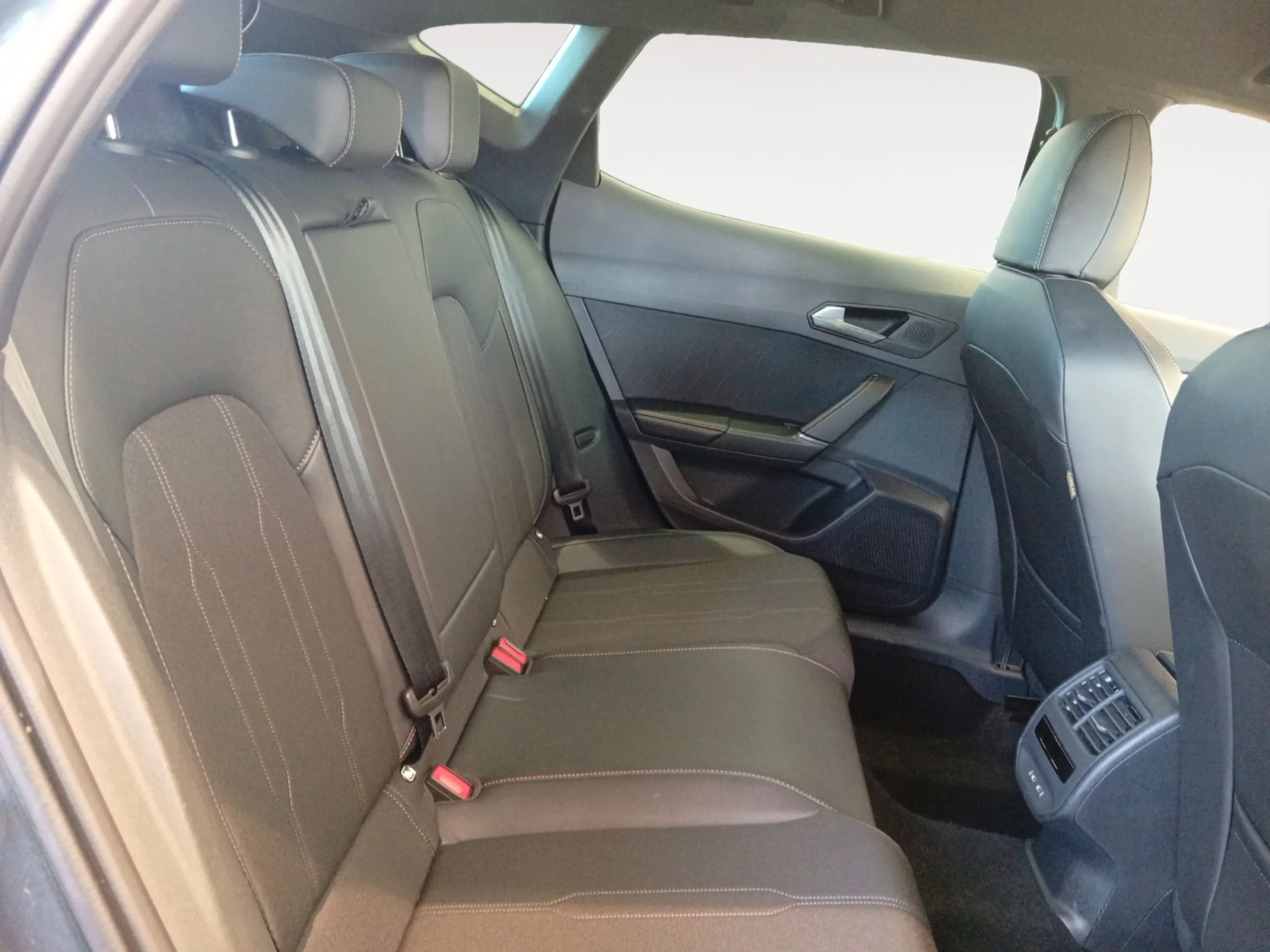 CUPRA FORMENTOR 1.5 TSI E HYBRID 150KW (204 CV) DSG - Foto 6