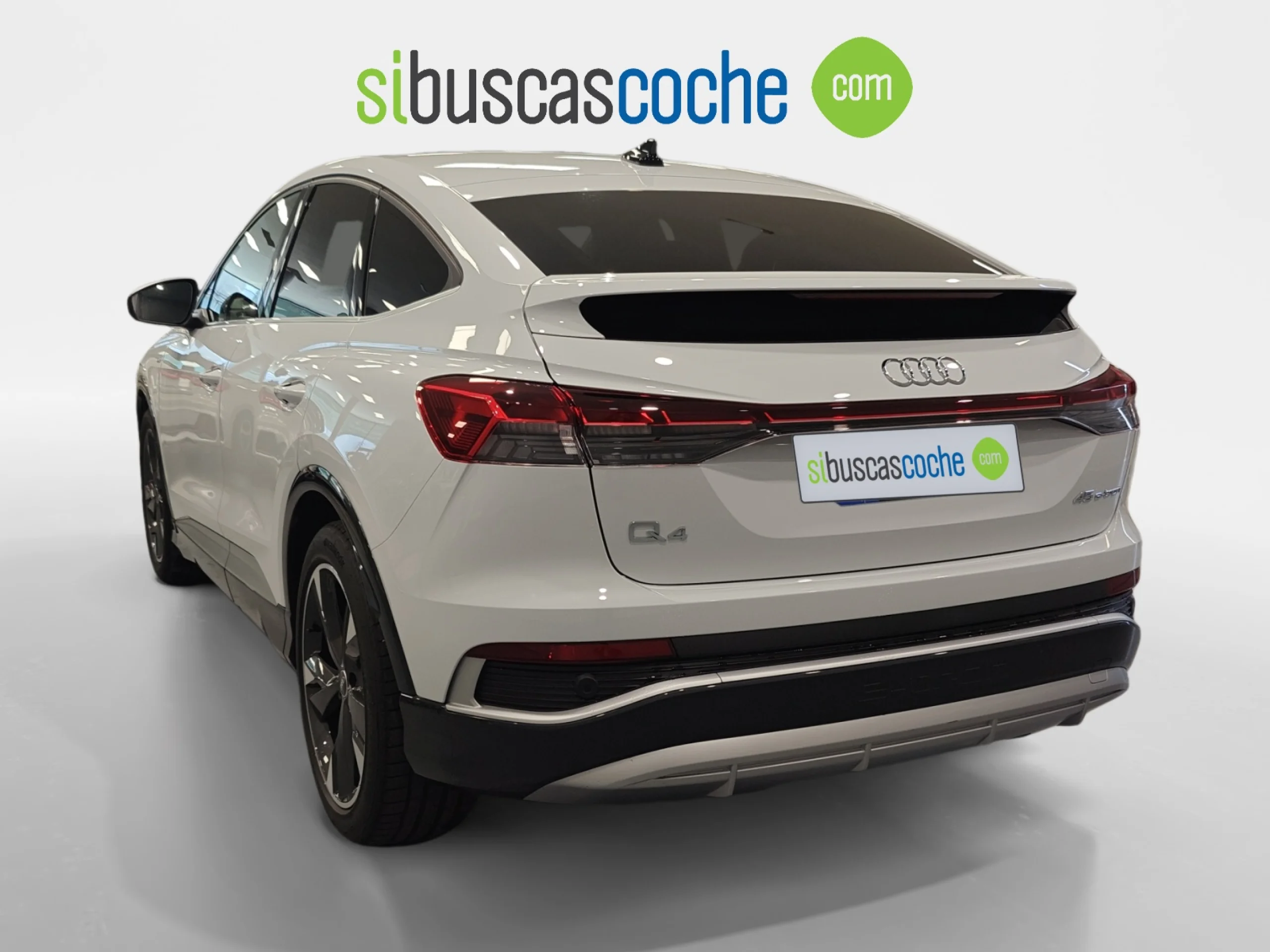 AUDI Q4 SPORTBACK E TRON GENUINE EDITION 45 E TRON 210KW 82KWH - Foto 2