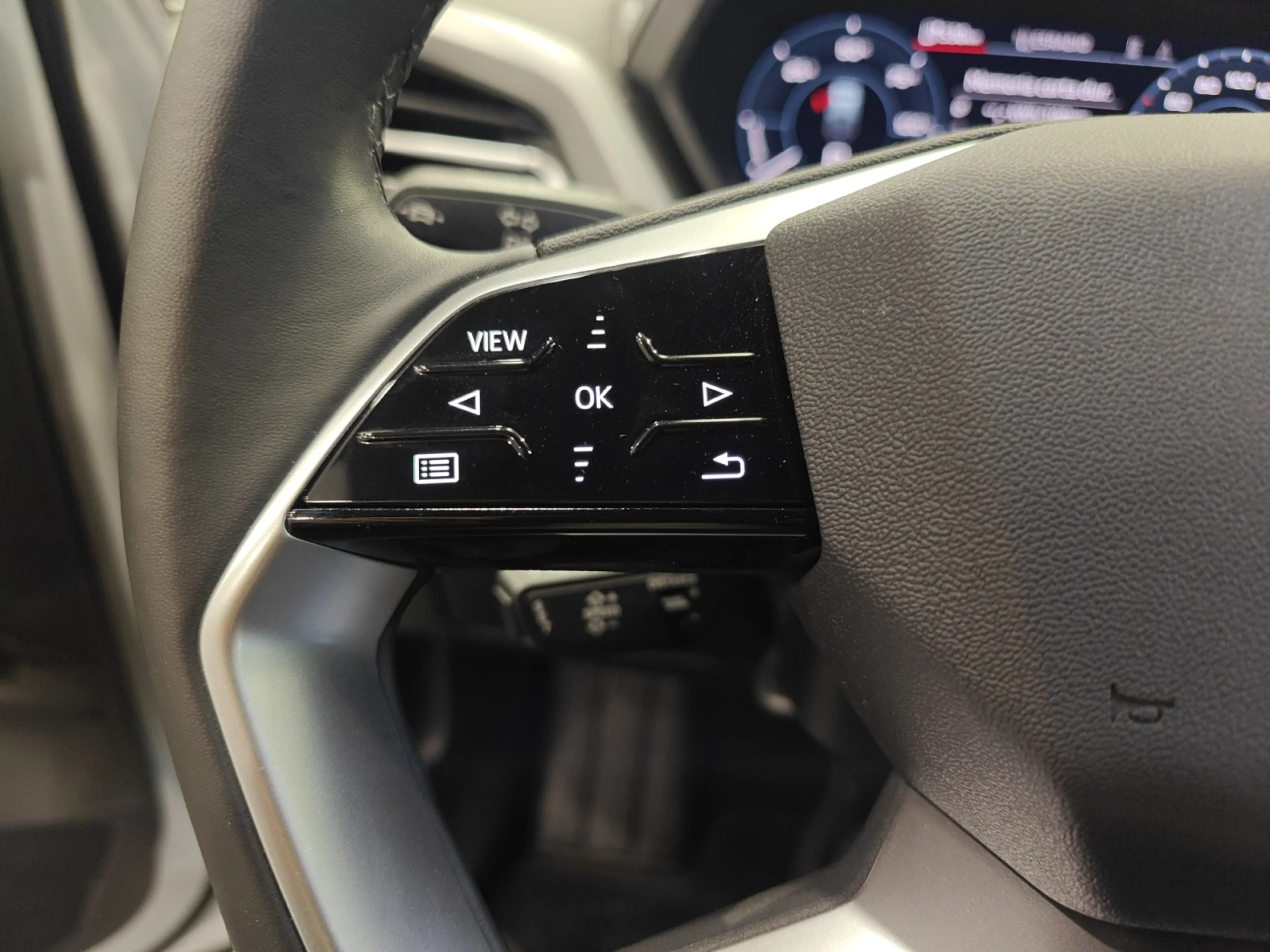 AUDI Q4 SPORTBACK E TRON GENUINE EDITION 45 E TRON 210KW 82KWH - Foto 11