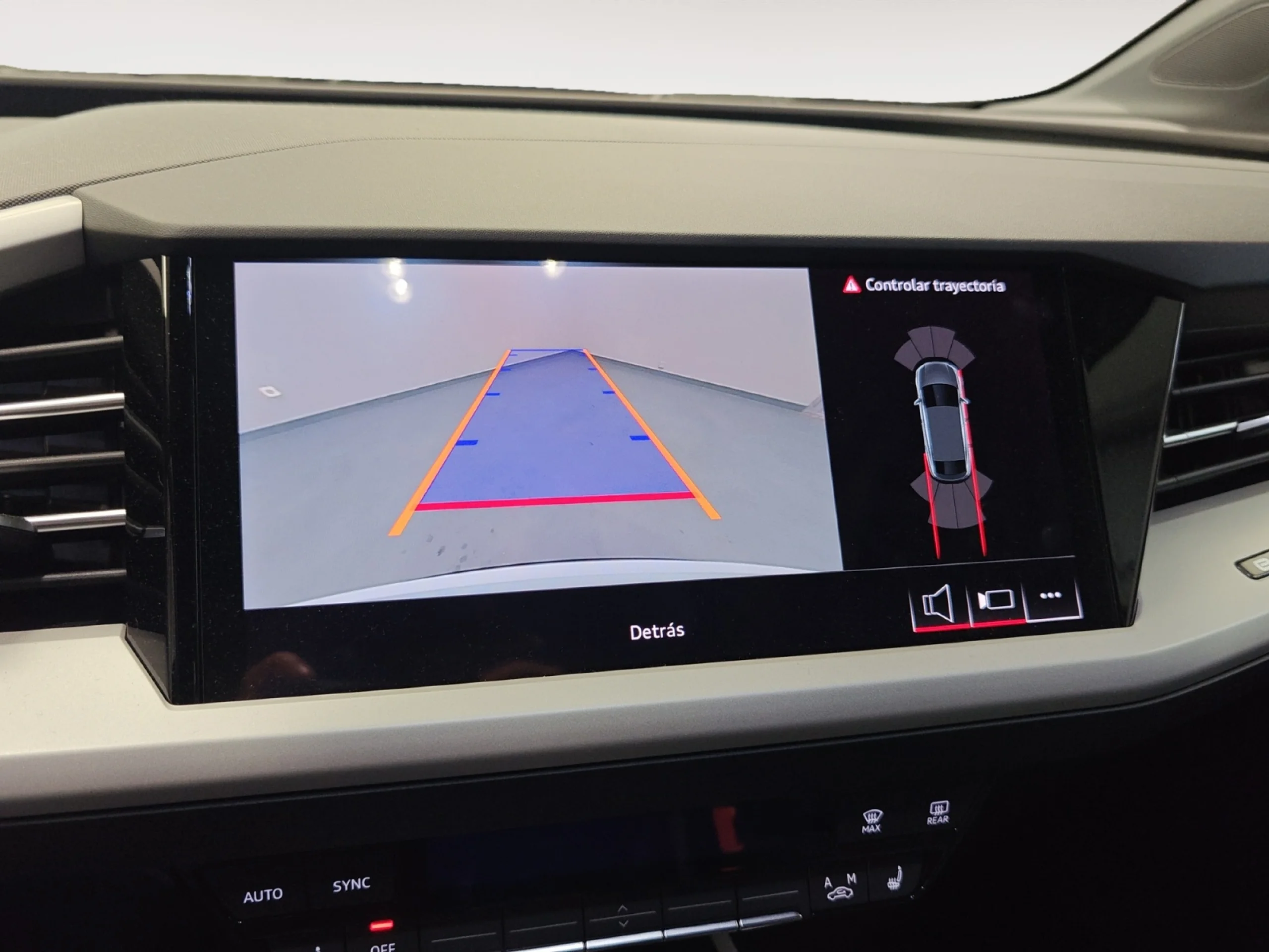 AUDI Q4 SPORTBACK E TRON GENUINE EDITION 45 E TRON 210KW 82KWH - Foto 16