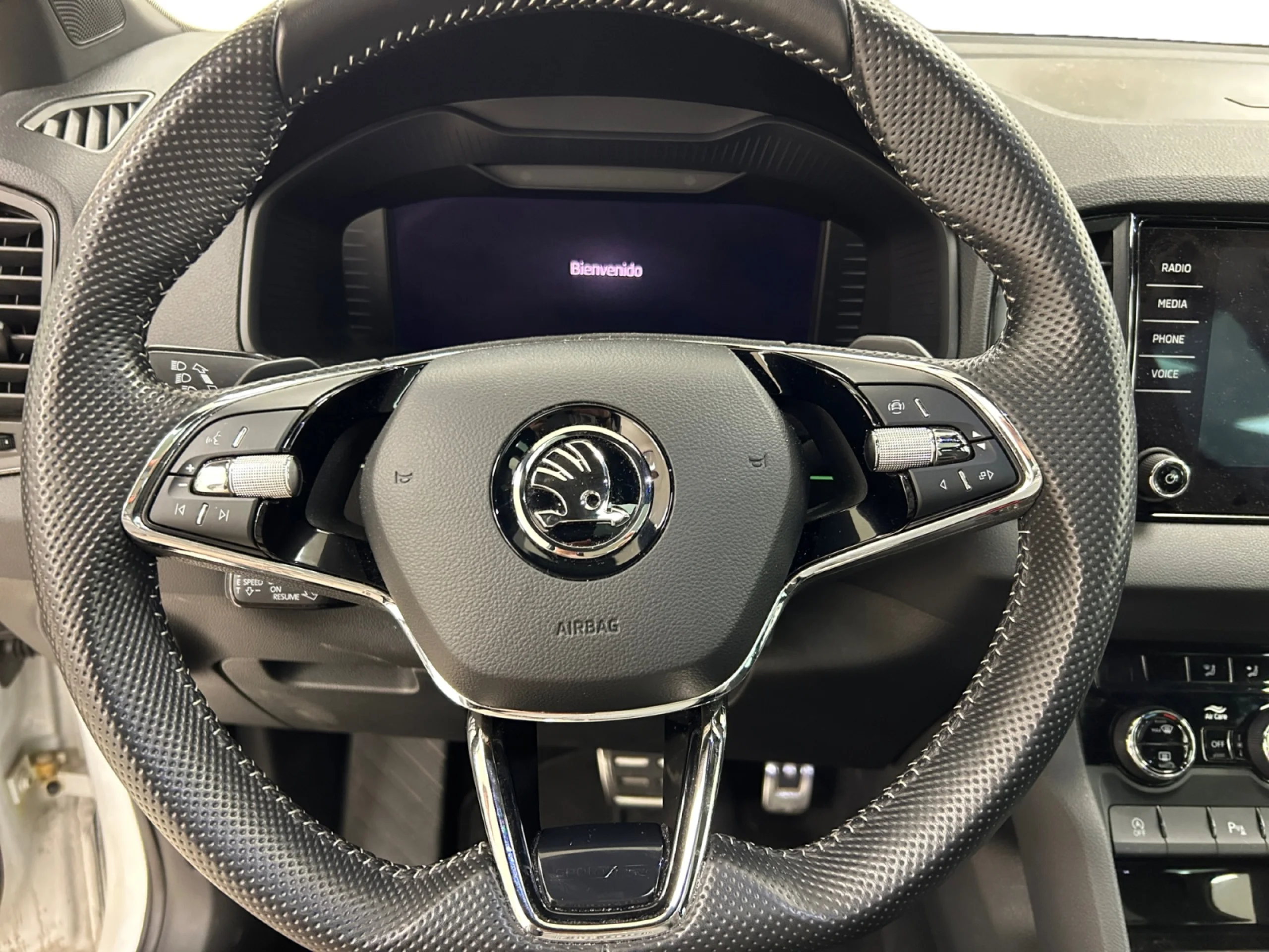 SKODA KAROQ 1.5 TSI 110KW (150CV) DSG ACT SPORTLINE - Foto 9