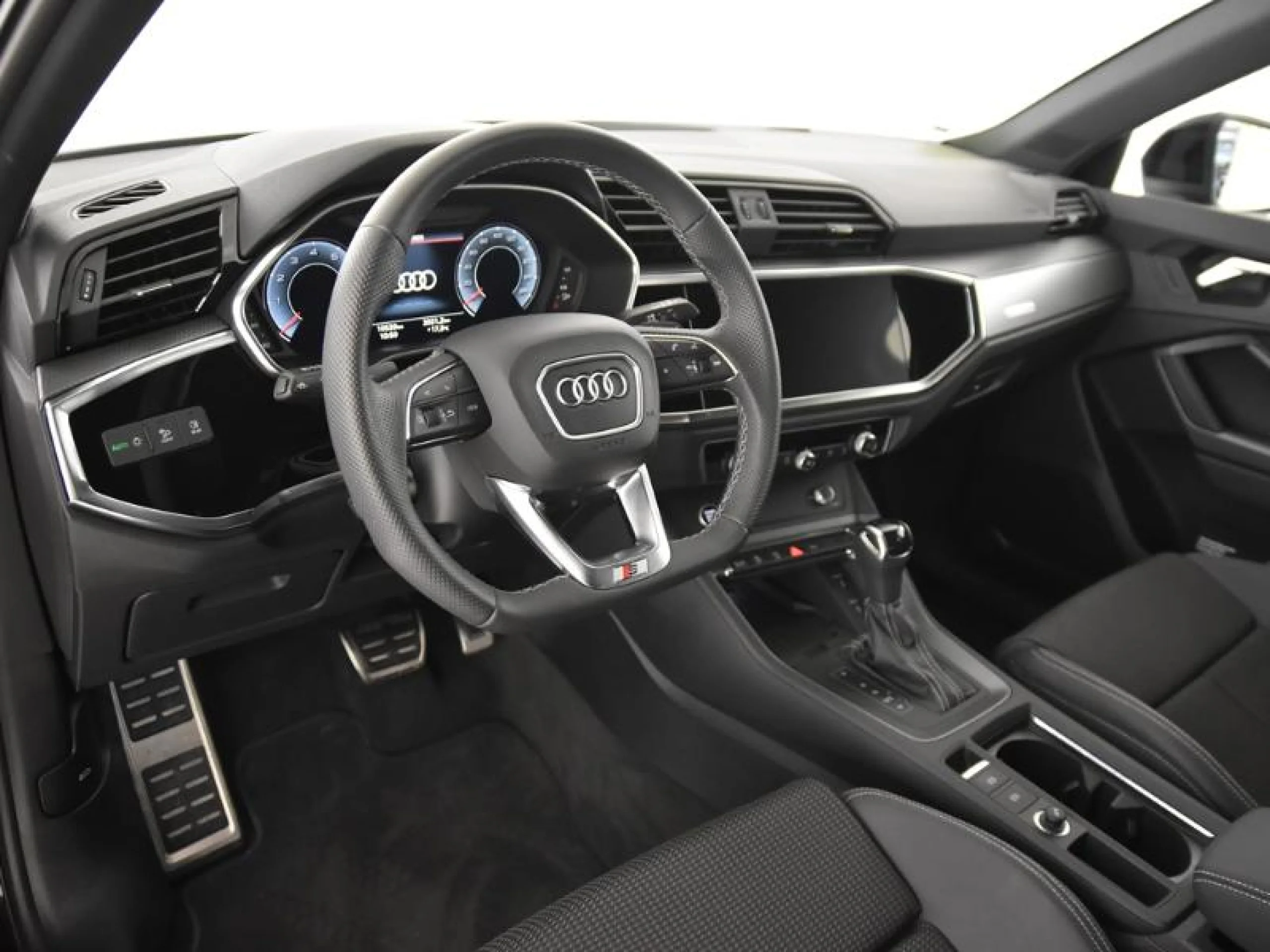 AUDI Q3 S LINE 35 TFSI 110KW (150CV) S TRONIC - Foto 9