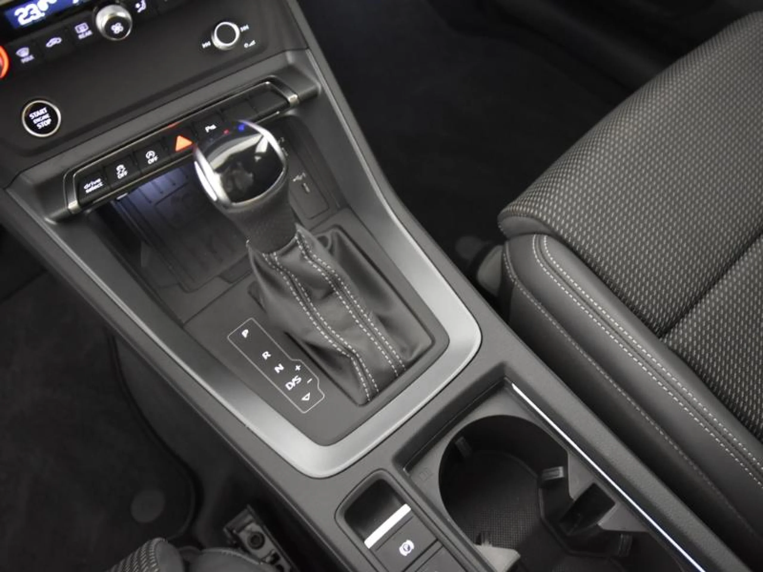 AUDI Q3 S LINE 35 TFSI 110KW (150CV) S TRONIC - Foto 11