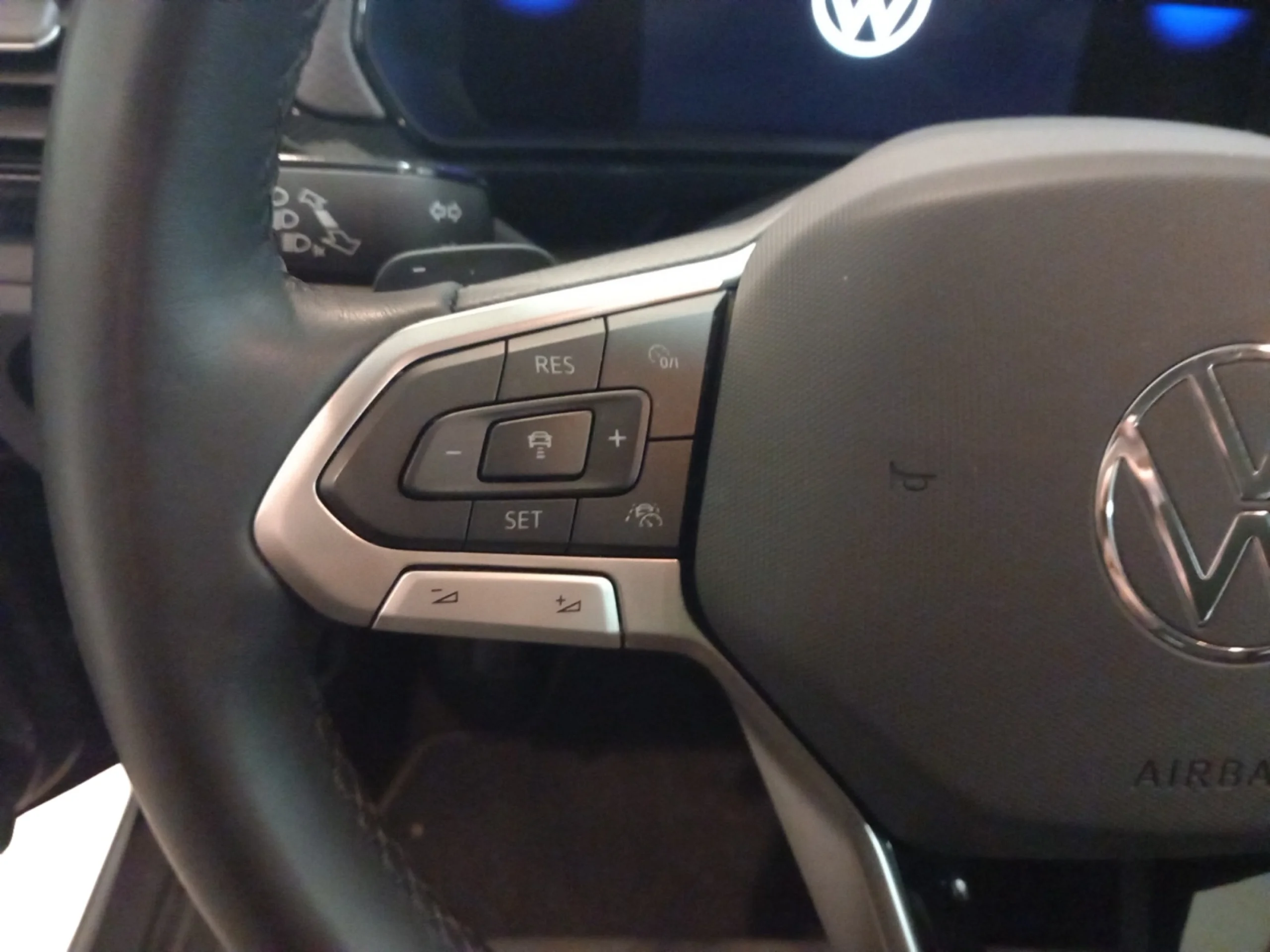 VOLKSWAGEN T CROSS LIFE 1.0 TSI 85KW (115CV) DSG - Foto 11