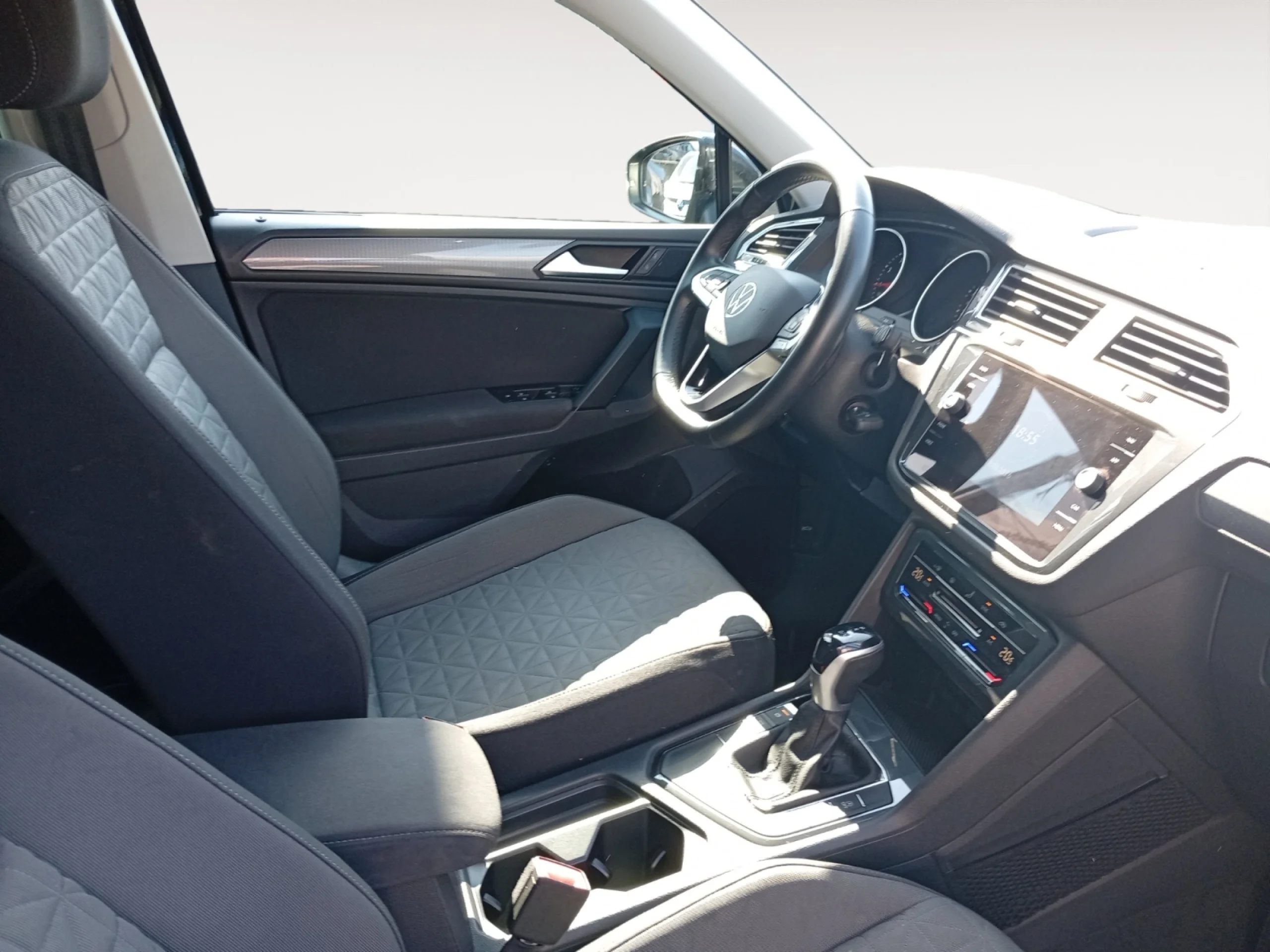 VOLKSWAGEN TIGUAN LIFE 1.5 TSI 110KW (150CV) DSG - Foto 5