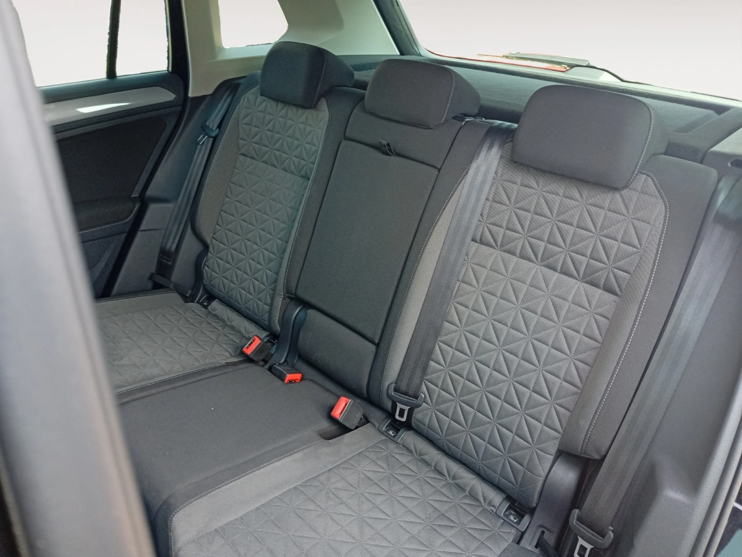 VOLKSWAGEN TIGUAN LIFE 1.5 TSI 110KW (150CV) DSG - Foto 6