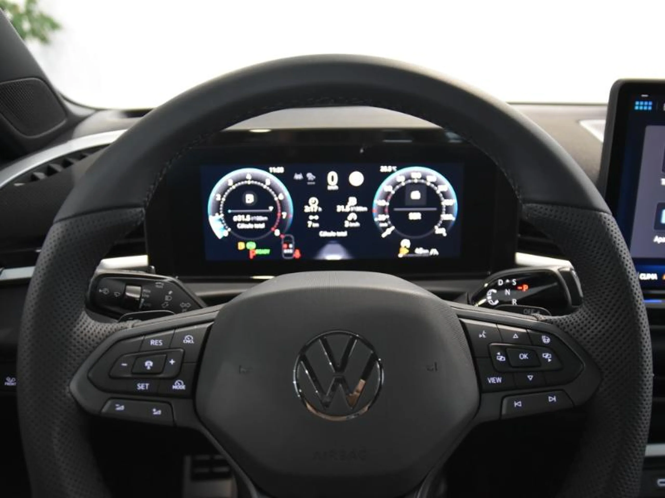 VOLKSWAGEN T ROC T ROC R LINE  1.5 ETSI 110 KW (150 CV)  AUTOMÁTICO DSG 7 VEL. - Foto 15