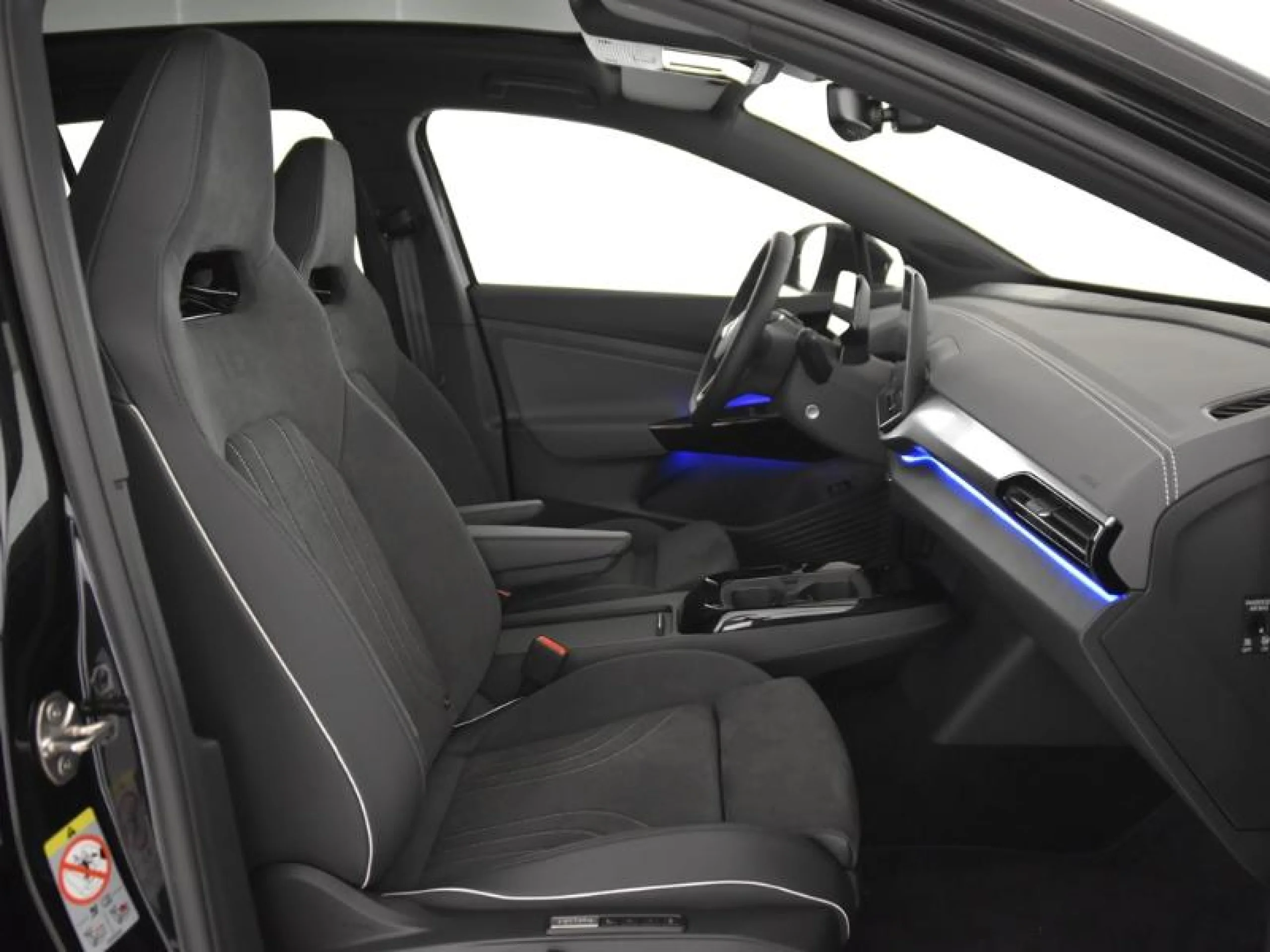 VOLKSWAGEN ID.4 ID.4 PRO BLACK   210 KW (286 CV) 79 KWH AUTOMÁTICO 1 VEL. - Foto 5