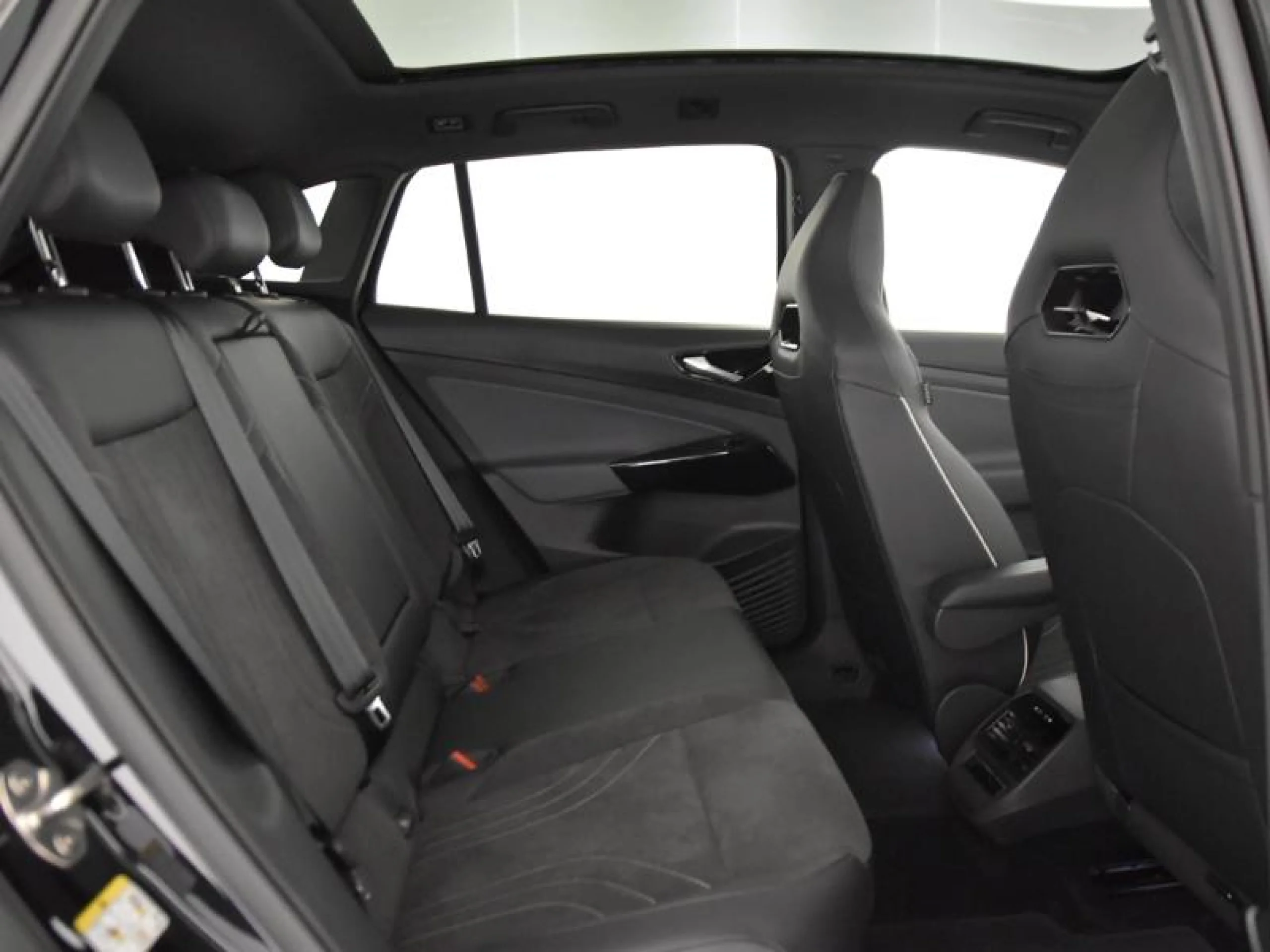 VOLKSWAGEN ID.4 ID.4 PRO BLACK   210 KW (286 CV) 79 KWH AUTOMÁTICO 1 VEL. - Foto 6