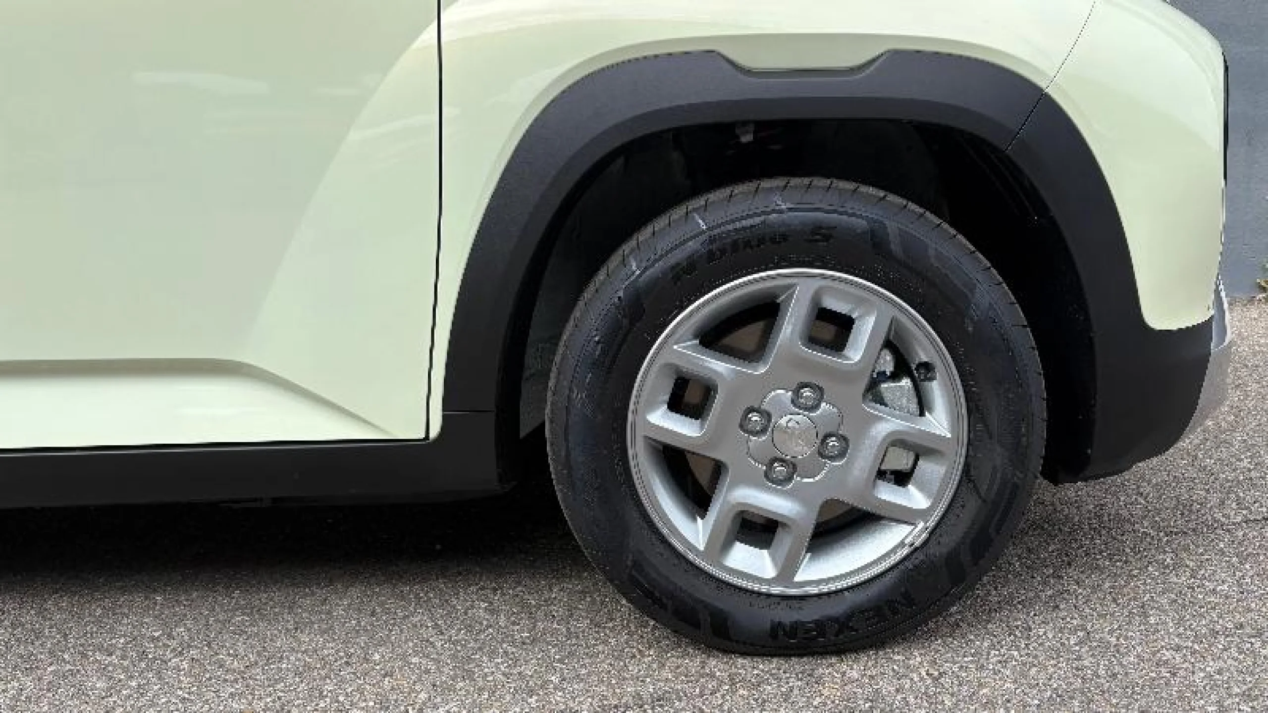 HYUNDAI INSTER 49KWH 85KW (115CV) MAXX - Foto 5