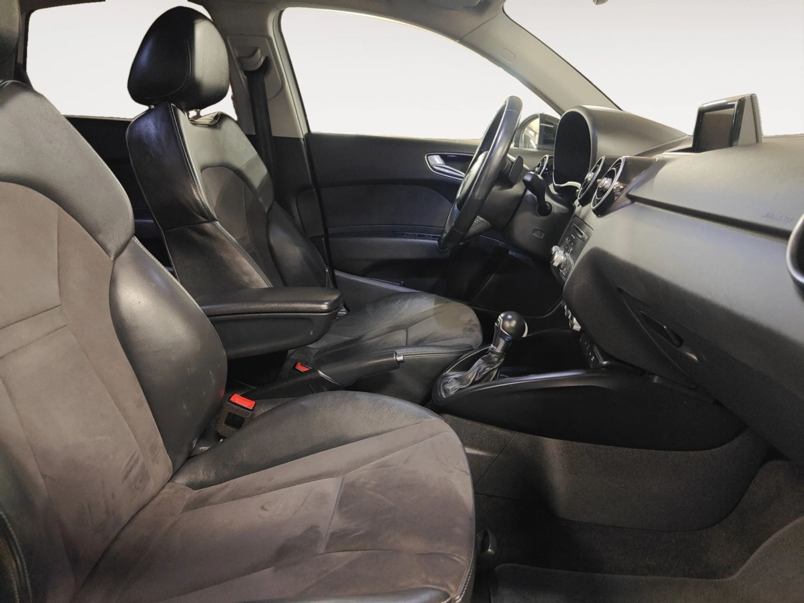 AUDI A1 SPORTBACK 1.6 TDI 116CV ADRENALIN - Foto 5