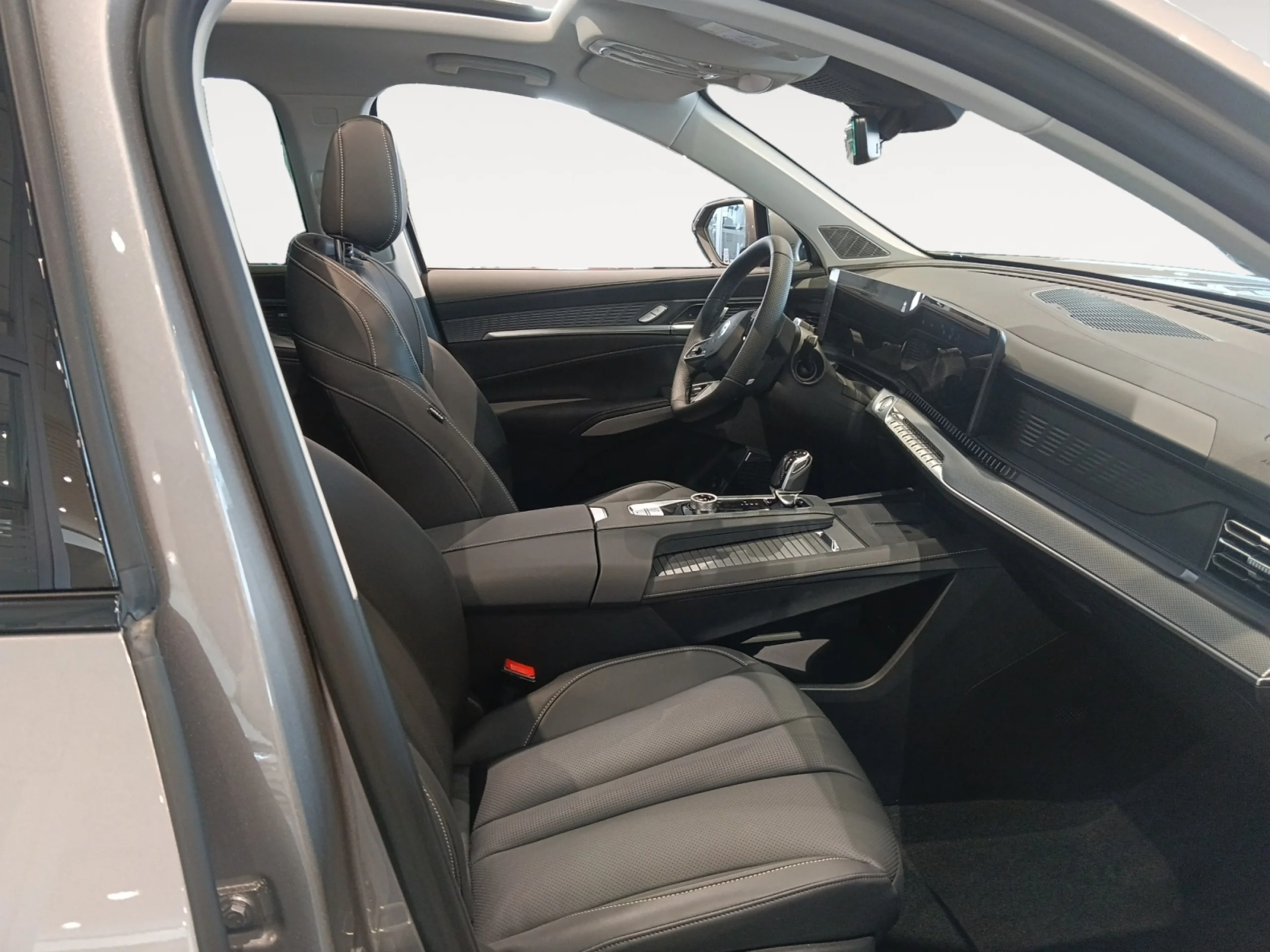 MG MGS9 MG S9 1.5T PHEV 24KWH AT 2WD LUX LHD 11KW OBC BLACK SILVER - Foto 5