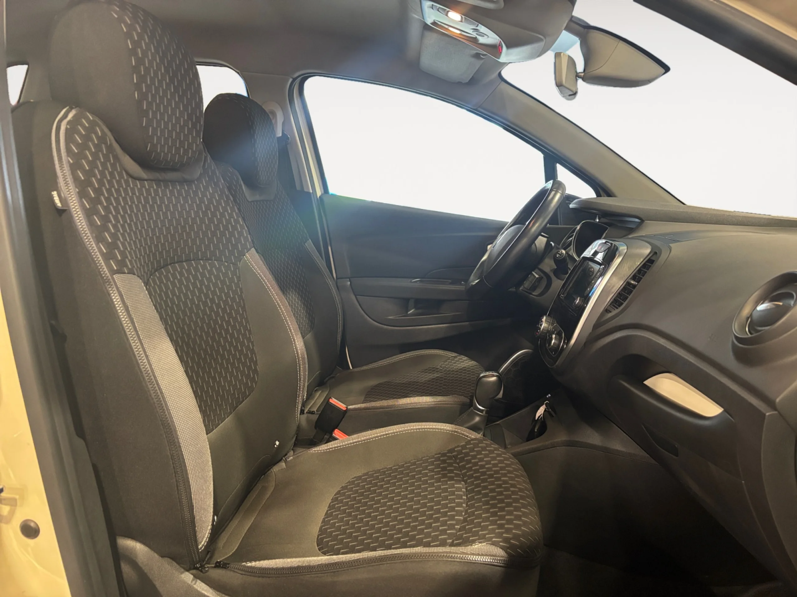 RENAULT CAPTUR LIMITED ENERGY TCE 87KW (120CV) - Foto 5