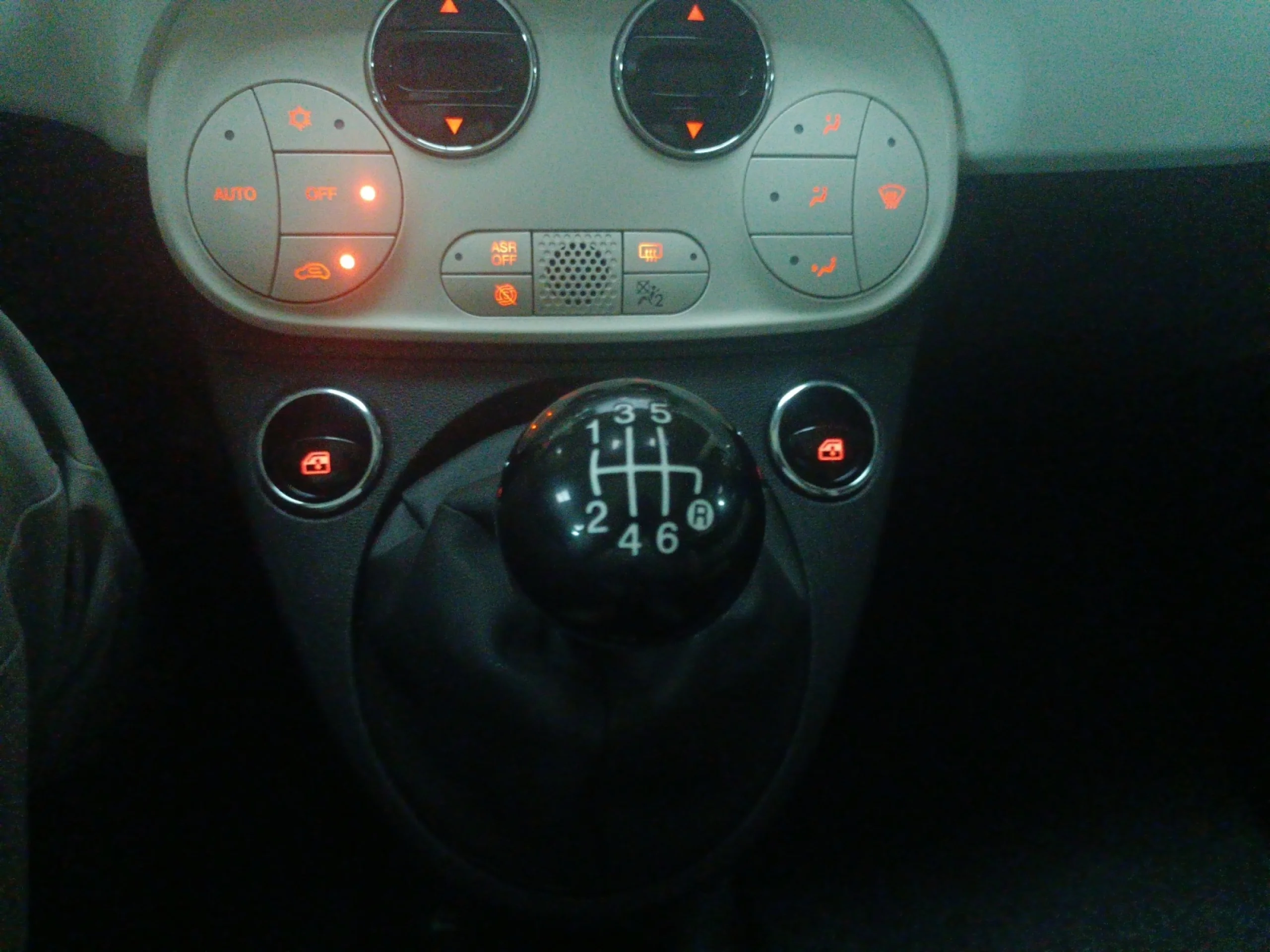FIAT 500 DOLCEVITA 1.0 HYBRID 51KW (70 CV) - Foto 10