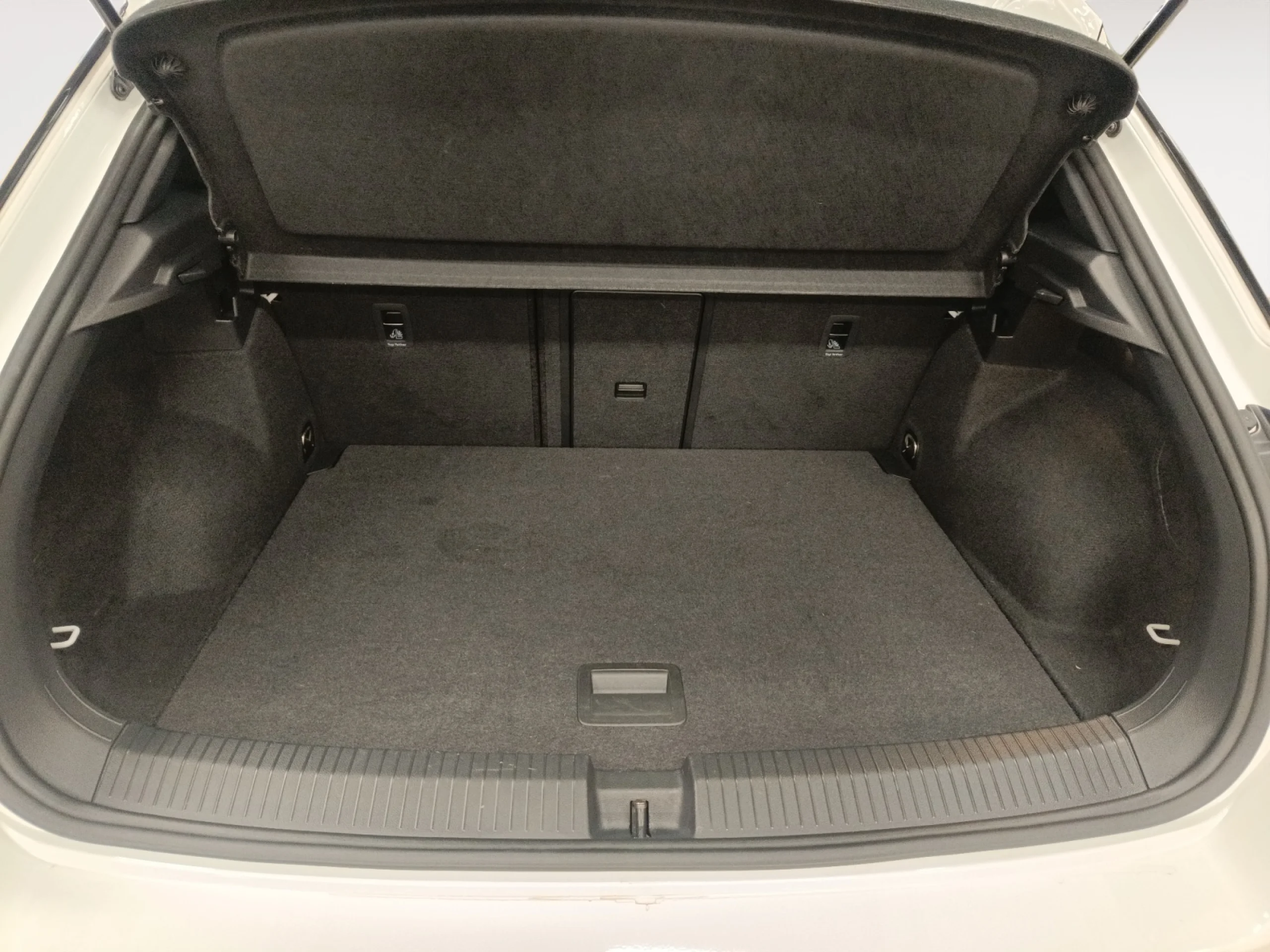 VOLKSWAGEN T ROC ADVANCE R LINE 1.5 TSI 110KW (150CV) DSG - Foto 7