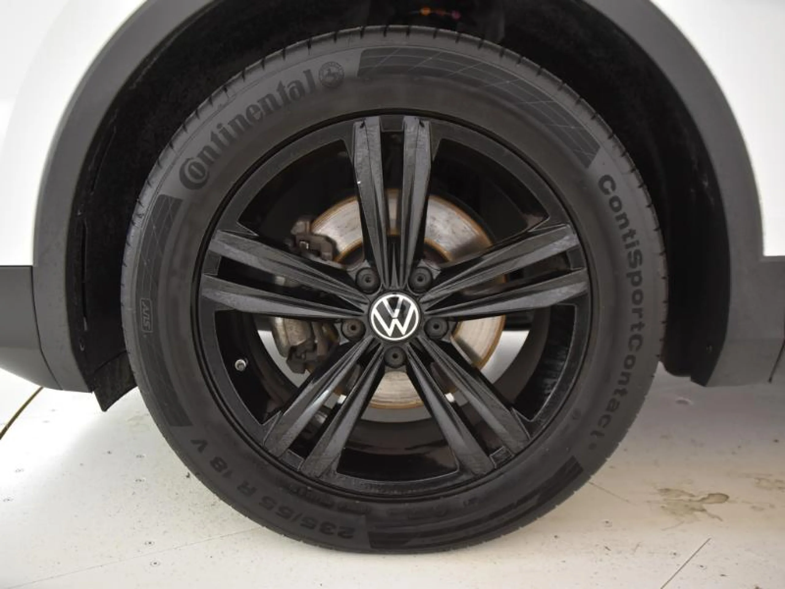 VOLKSWAGEN TIGUAN URBAN SPORT 2.0 TDI 110KW (150CV) - Foto 8