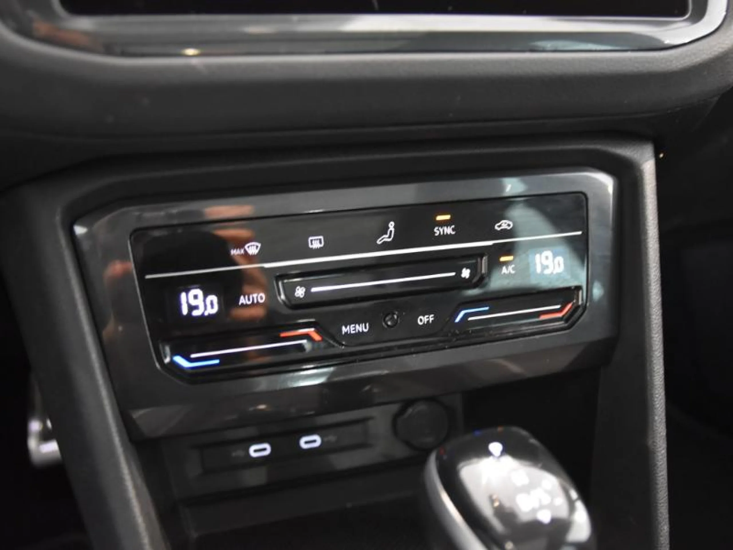 VOLKSWAGEN TIGUAN R LINE 2.0 TDI 110KW (150CV) DSG 4MOTION - Foto 12