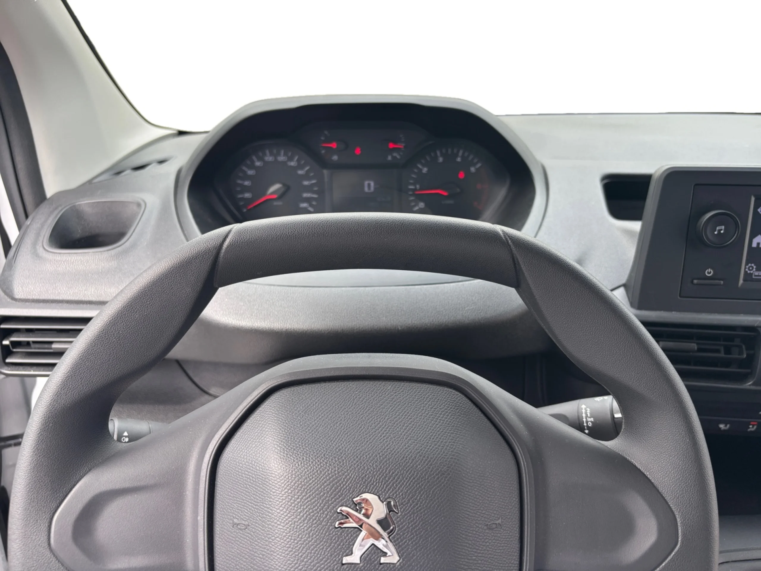PEUGEOT Partner STANDARD 600KG PURETECH 81KW - Foto 9