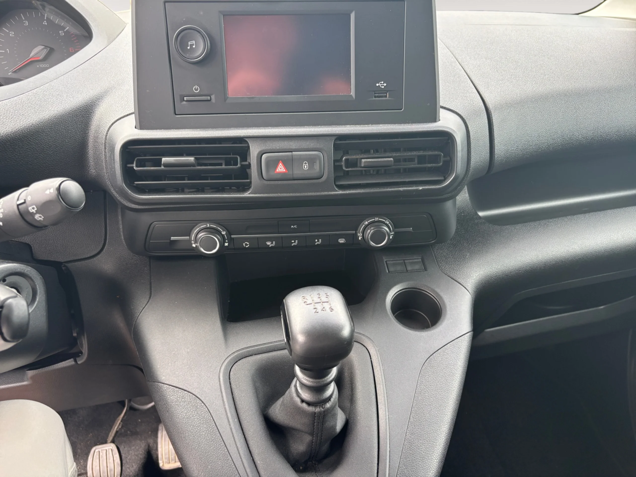 PEUGEOT Partner STANDARD 600KG PURETECH 81KW - Foto 14