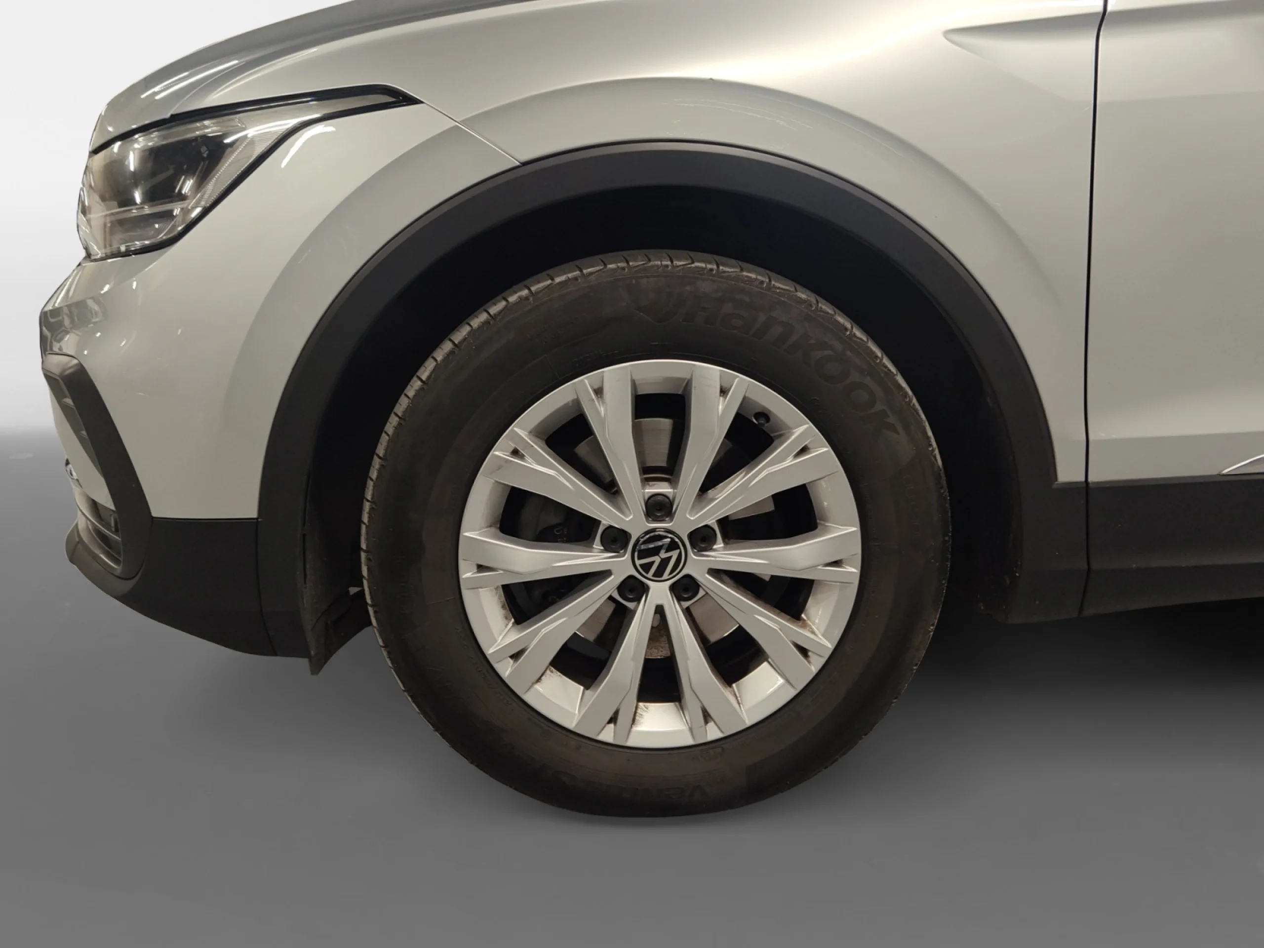 VOLKSWAGEN TIGUAN TIGUAN 1.5 TSI 96KW (130CV) - Foto 8