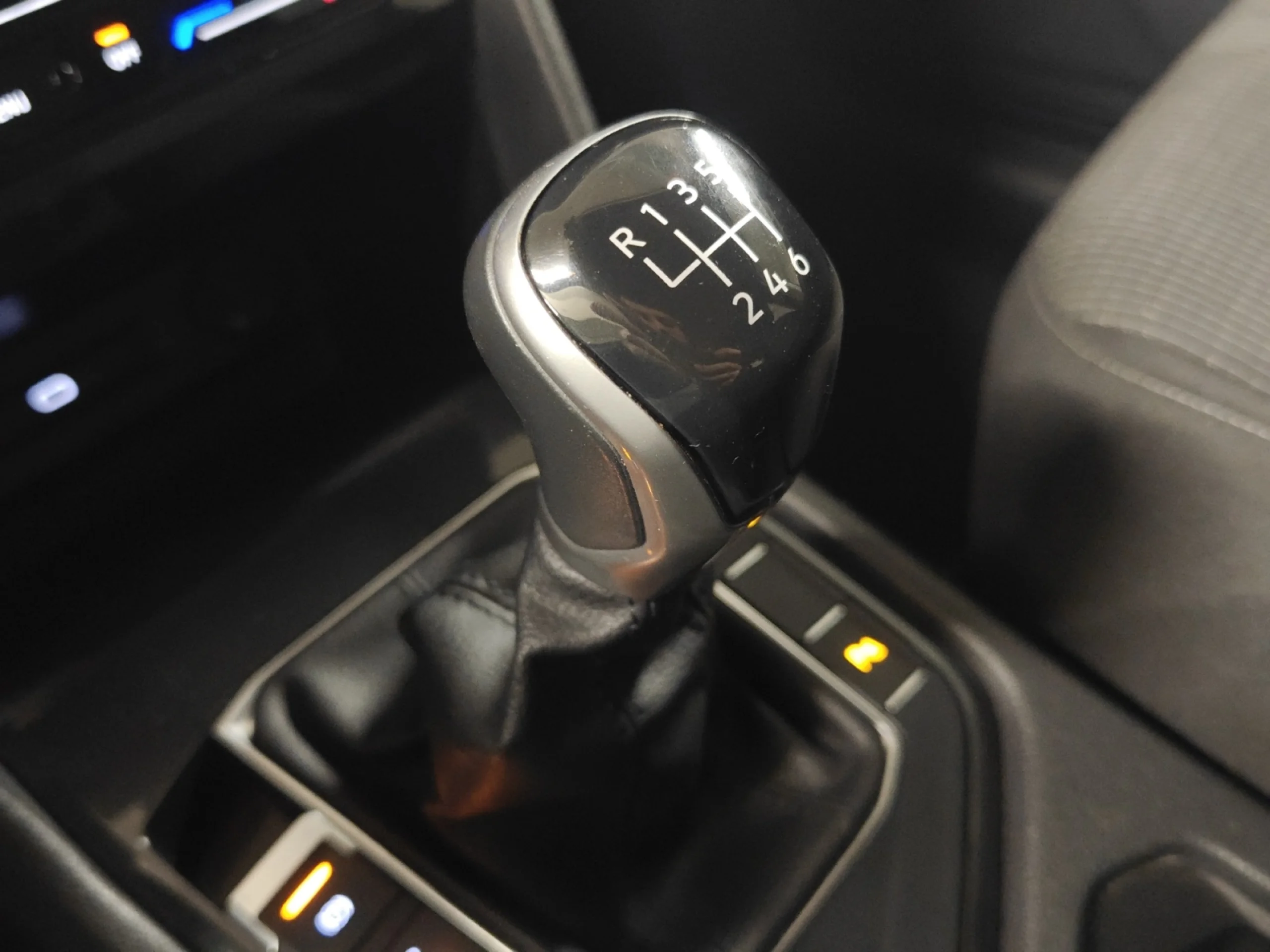 VOLKSWAGEN TIGUAN TIGUAN 1.5 TSI 96KW (130CV) - Foto 17